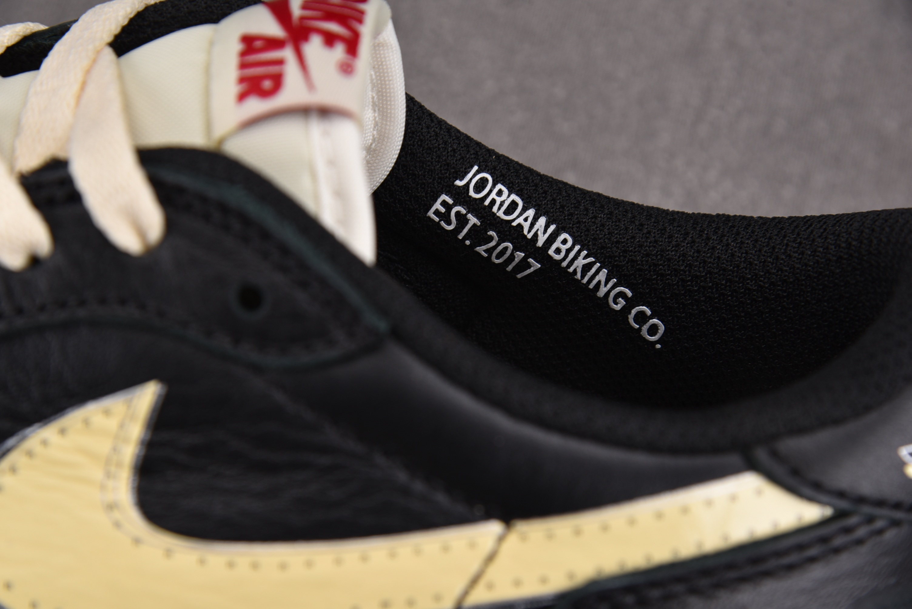 Air Jordan 1 Retro Low OG x Nigel Sylvester Nitro 黑色