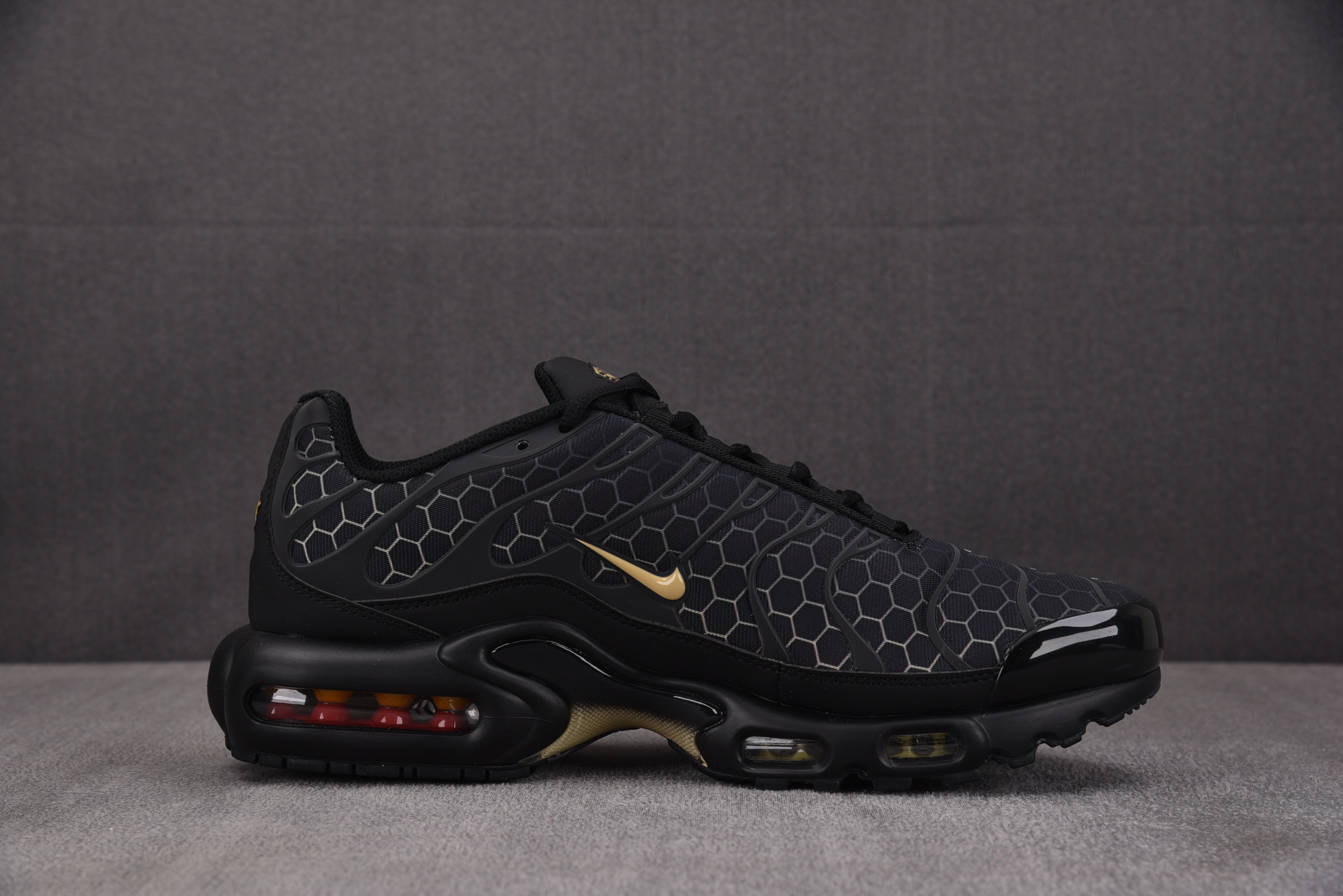 NK Air Max Plus Black Honey 黑蜂巢 IQ0287-010#YZ039-339