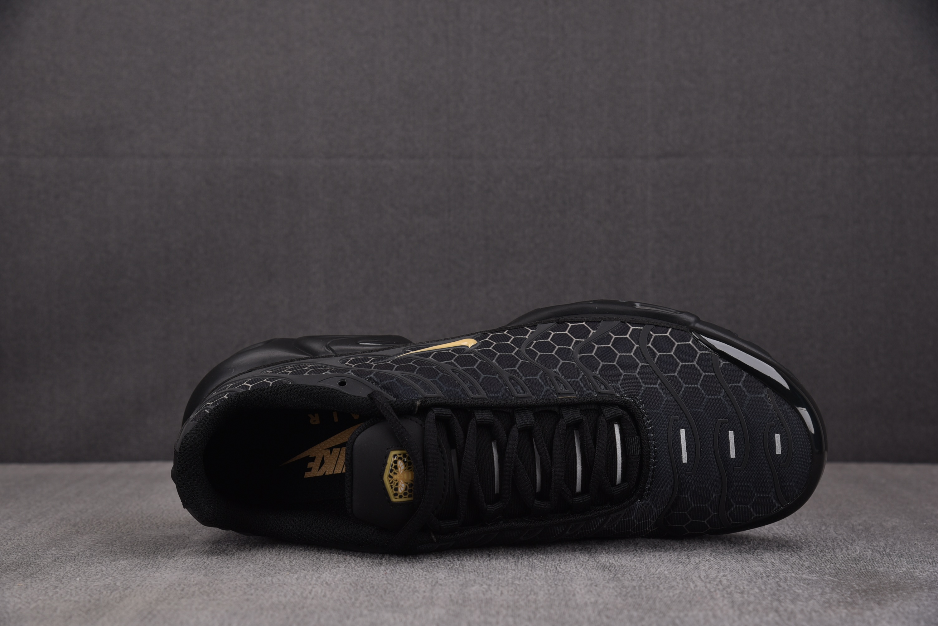 NK Air Max Plus Black Honey 黑蜂巢 IQ0287-010#YZ039-339
