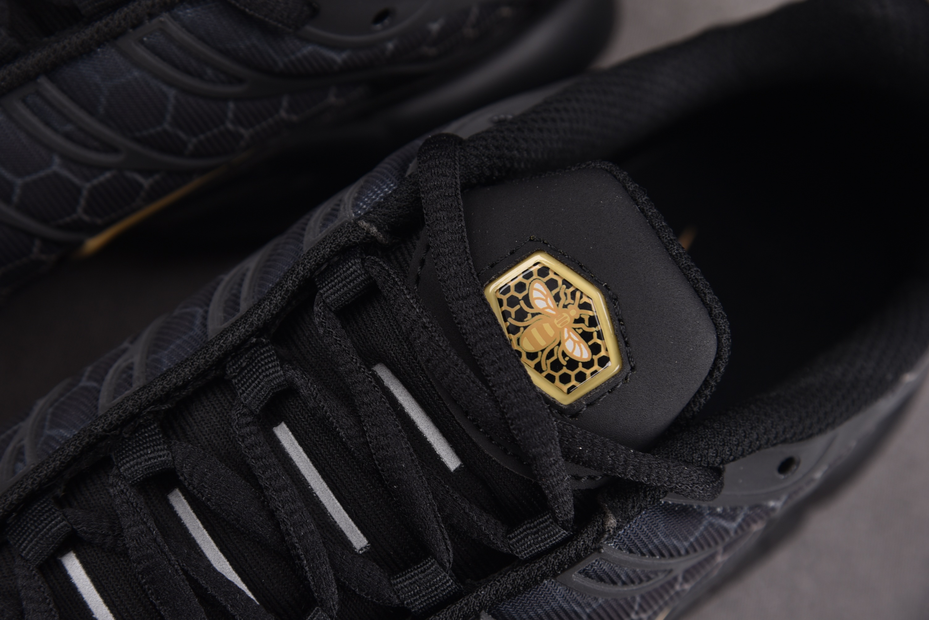 NK Air Max Plus Black Honey 黑蜂巢 IQ0287-010#YZ039-339