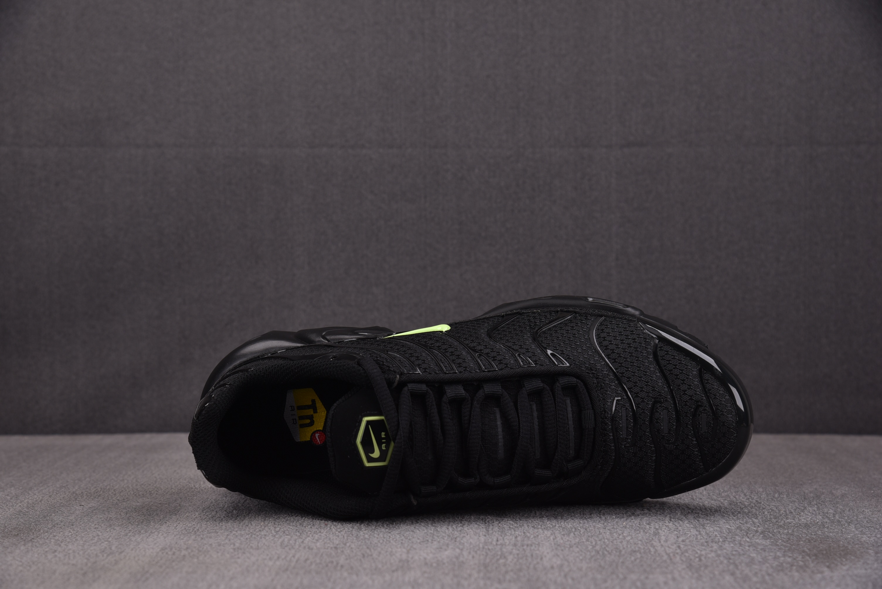 NK Air Max Plus Black Volt Ice 黑绿 DM0032-036#YZ039-3