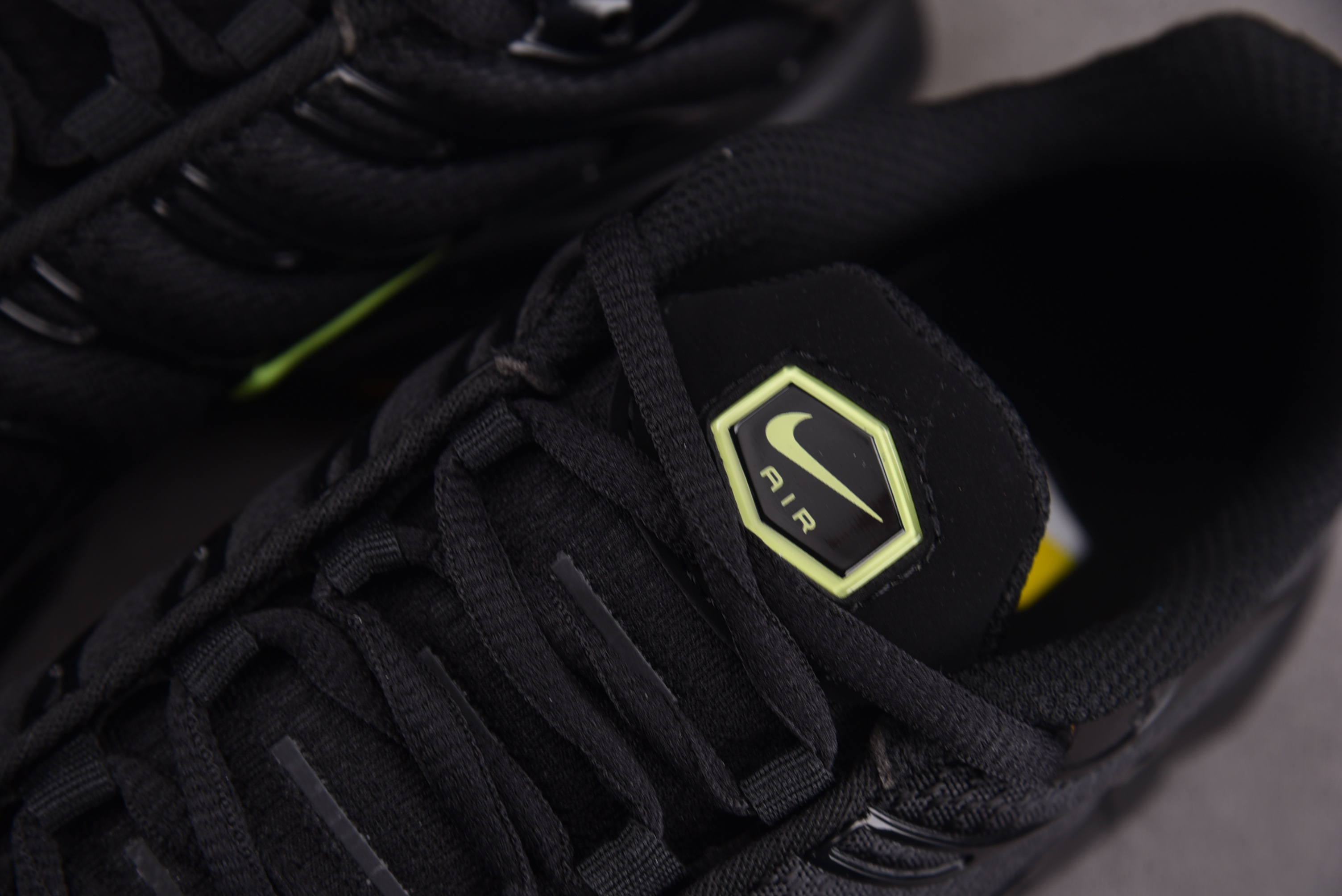 NK Air Max Plus Black Volt Ice 黑绿 DM0032-036#YZ039-3