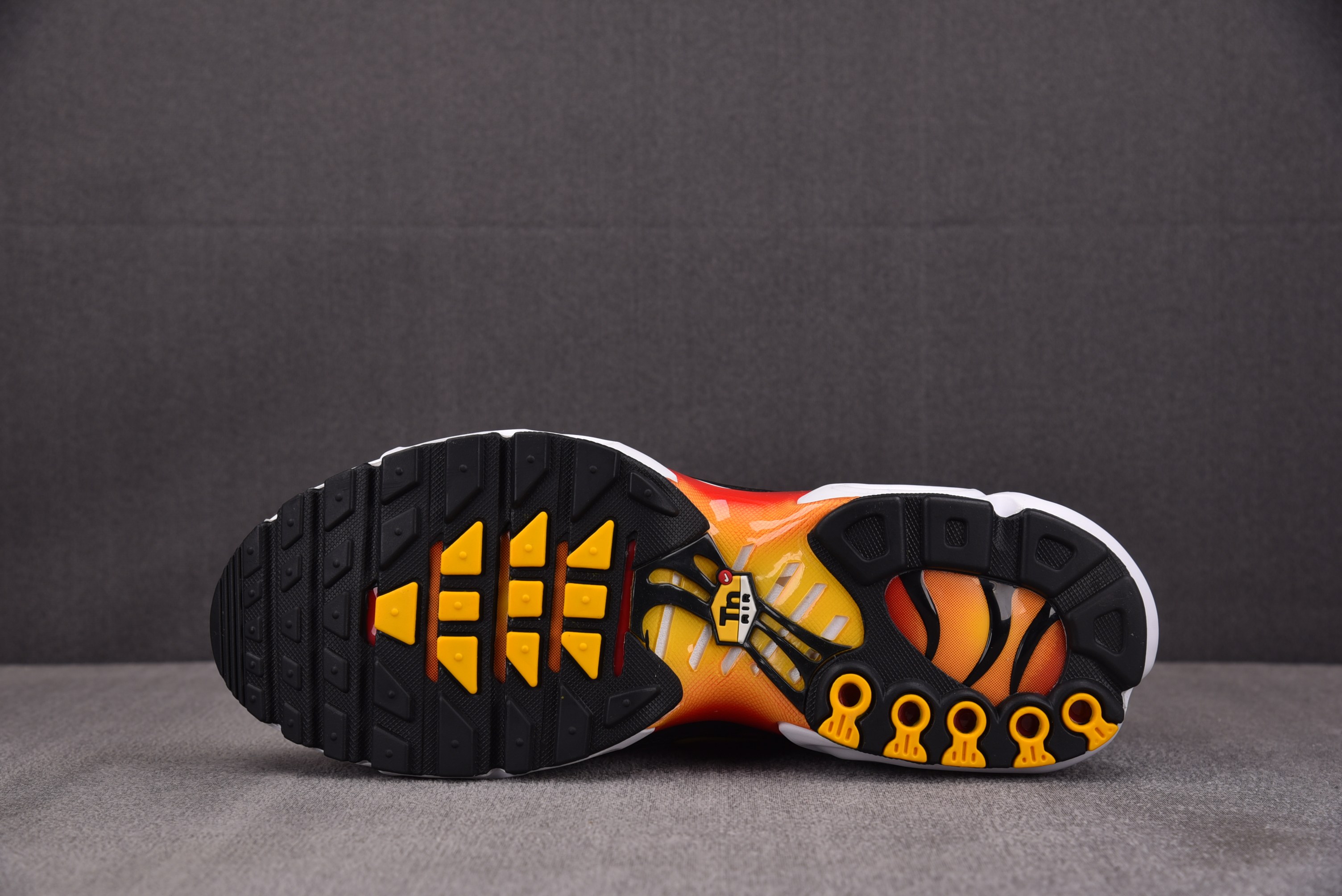 NK Air Max Plus OG Gold Raspberry Red 红黑 DX0755-600#