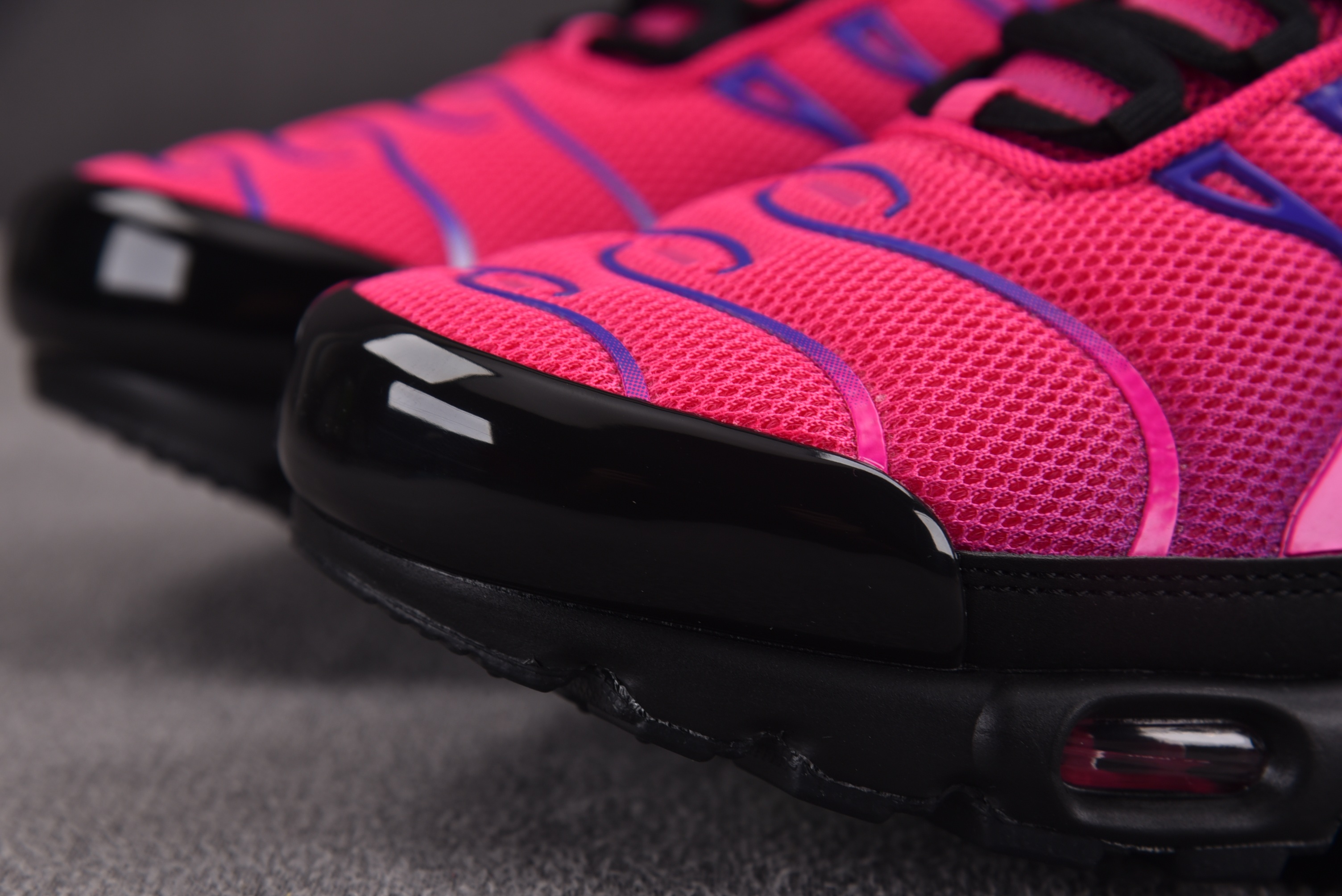 NK Air Max Plus Rebellious Air 红黑 -610#YZ039-339-47.