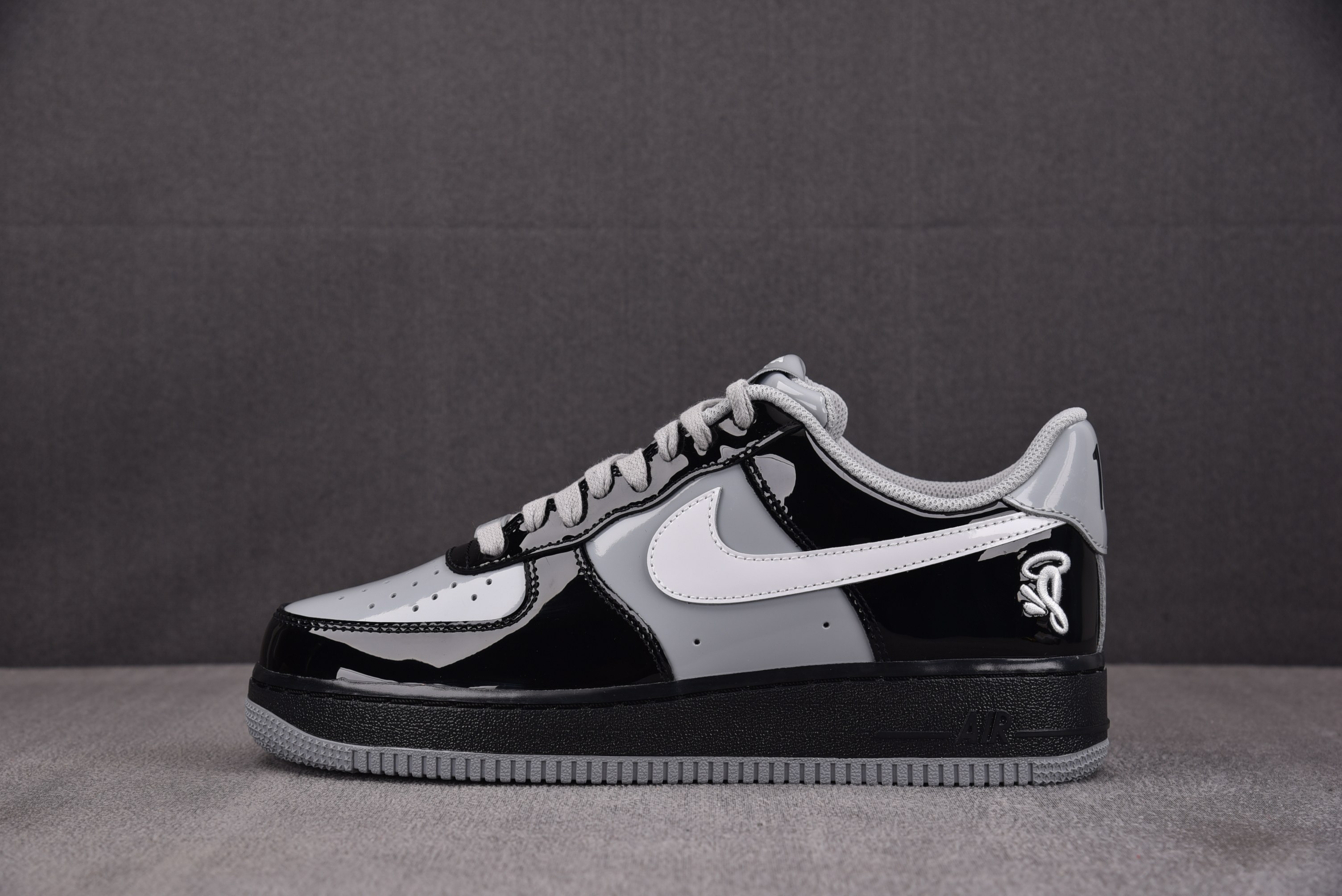 NK x Central Cee Air Force 1 Low Syna World 灰黑 IO997