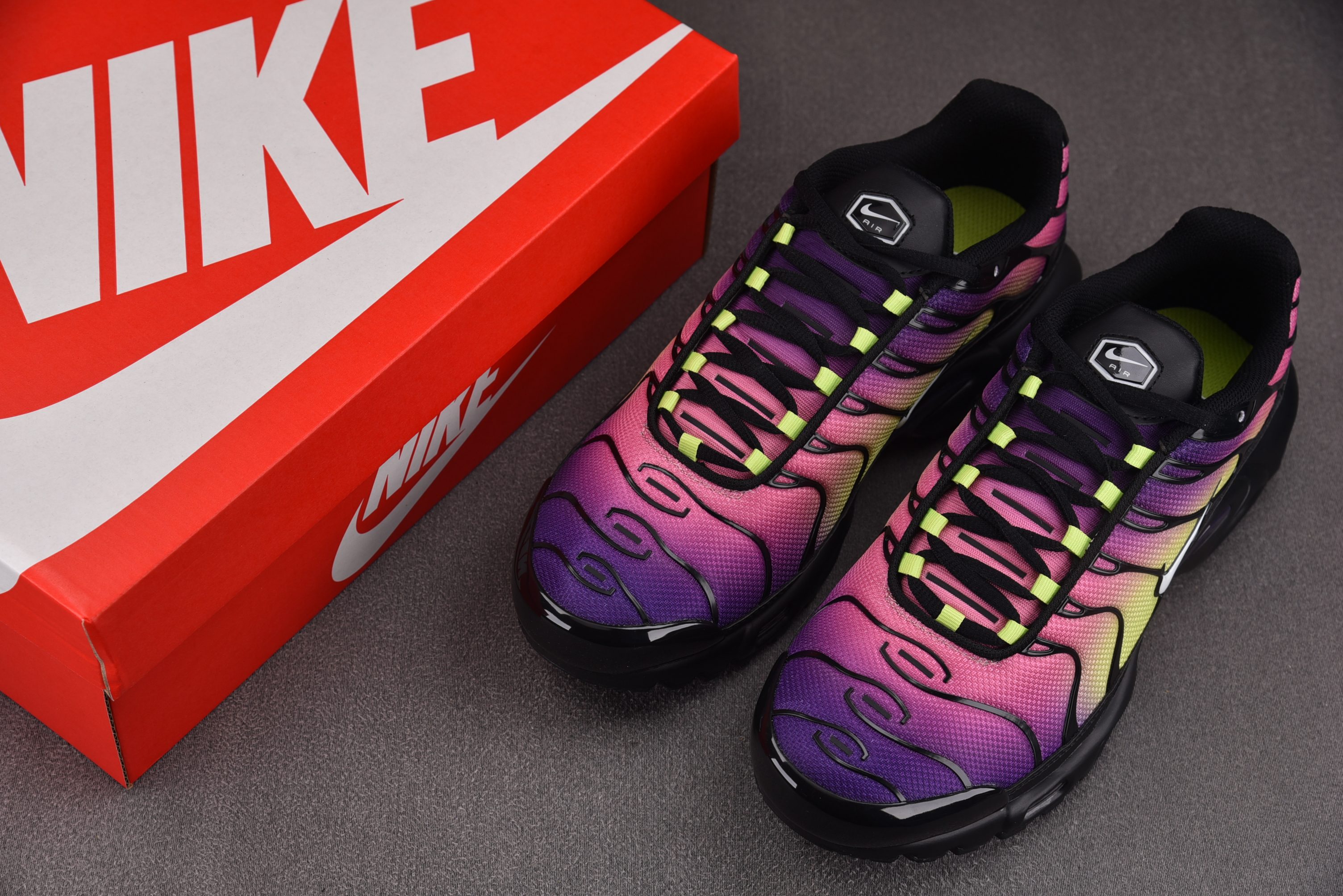 WMNS Nike Air Max Plus Northern Lights 北极光 DZ3670-00