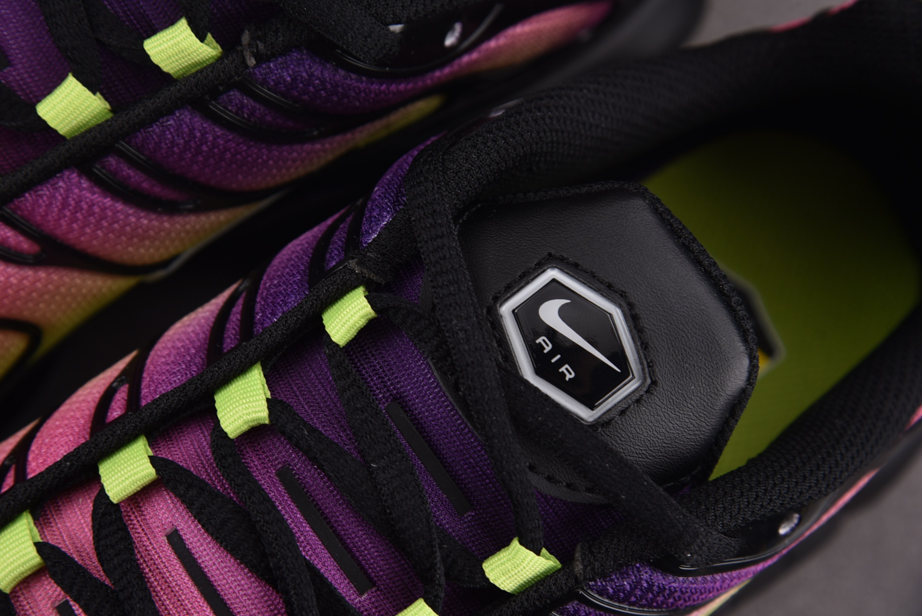 WMNS Nike Air Max Plus Northern Lights 北极光 DZ3670-00