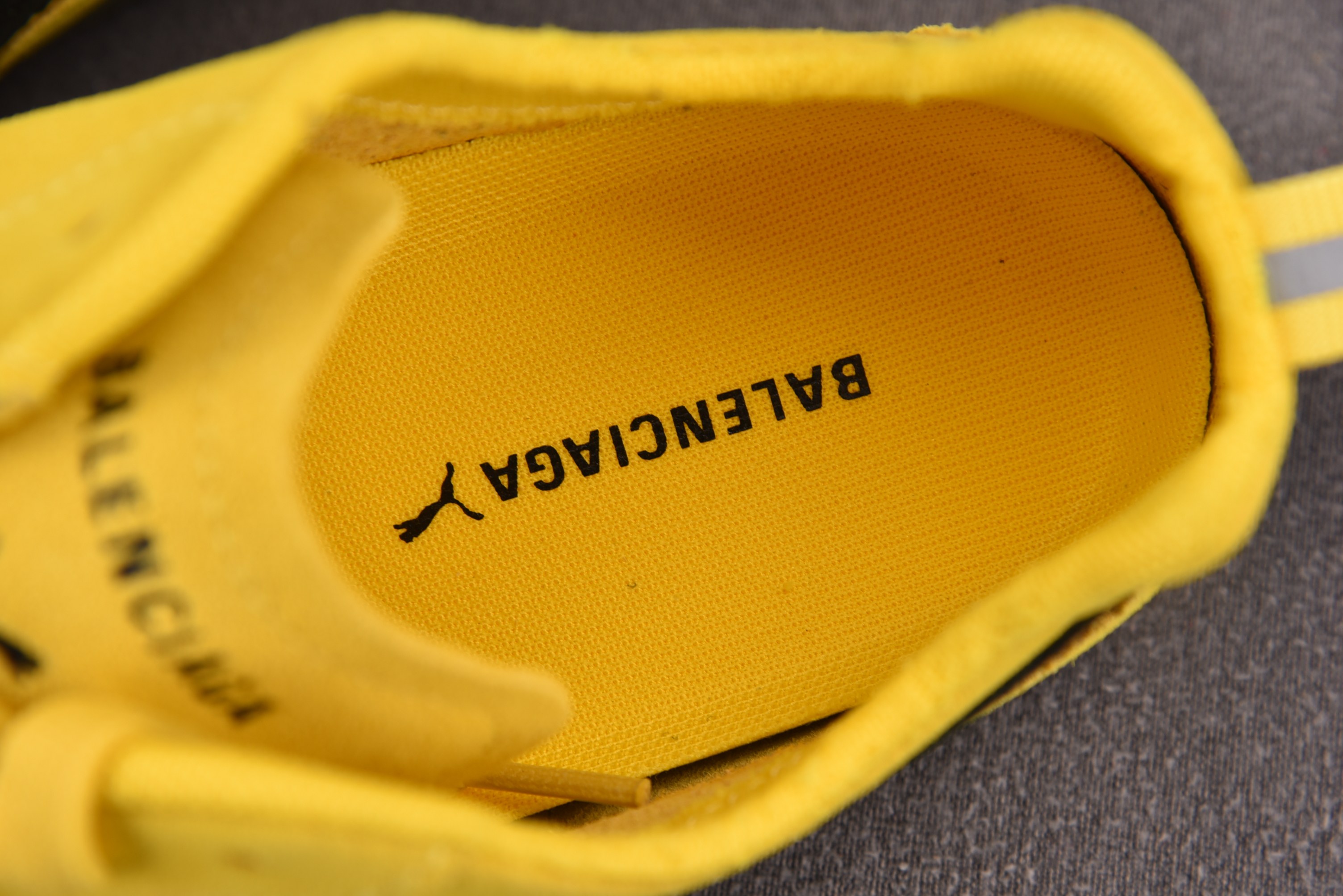 Balenciaga x Puma Speedcat Suede Yellow 黄色 #YZ009-03