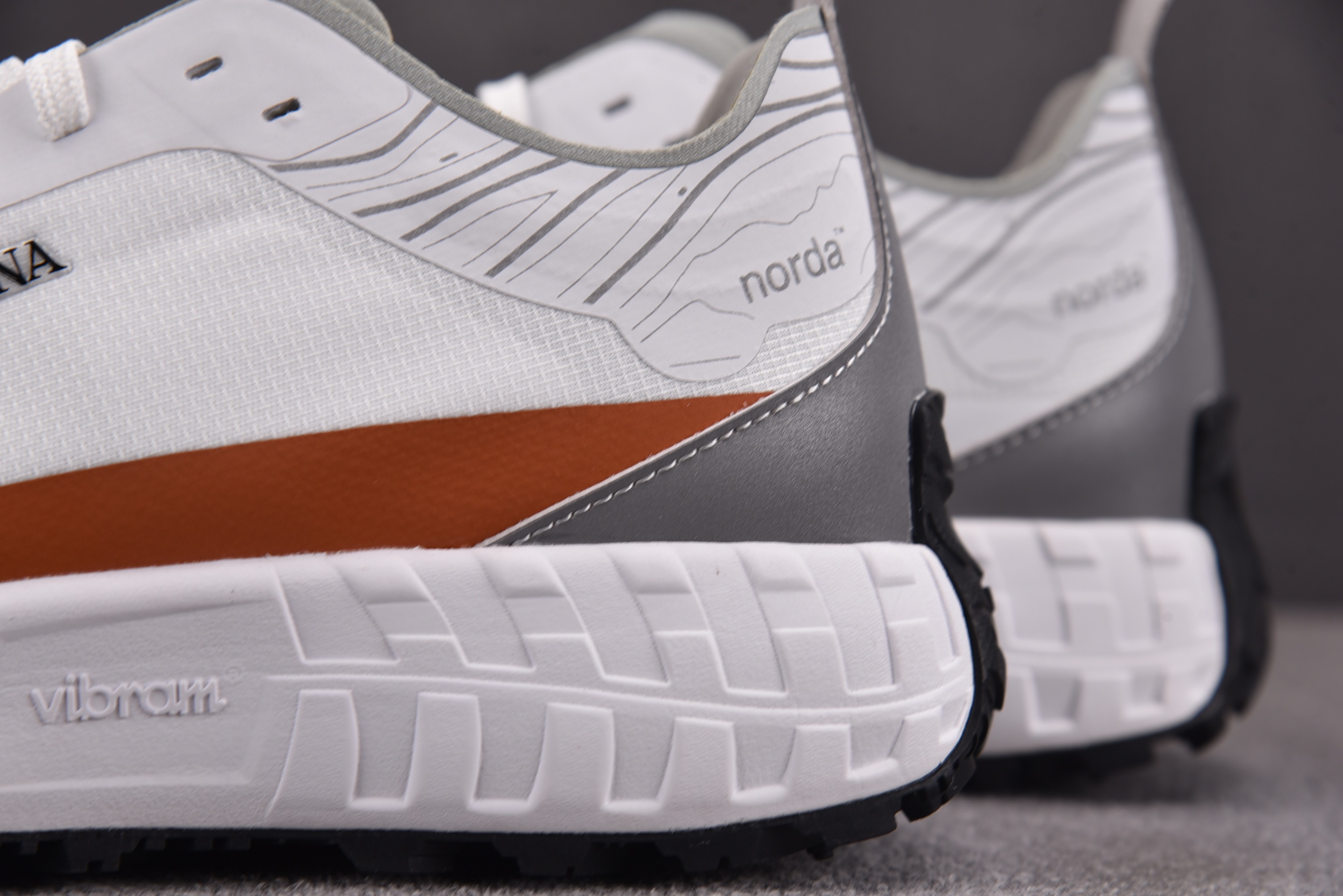 Norda x Zegna 灰白 #YZ00436-45