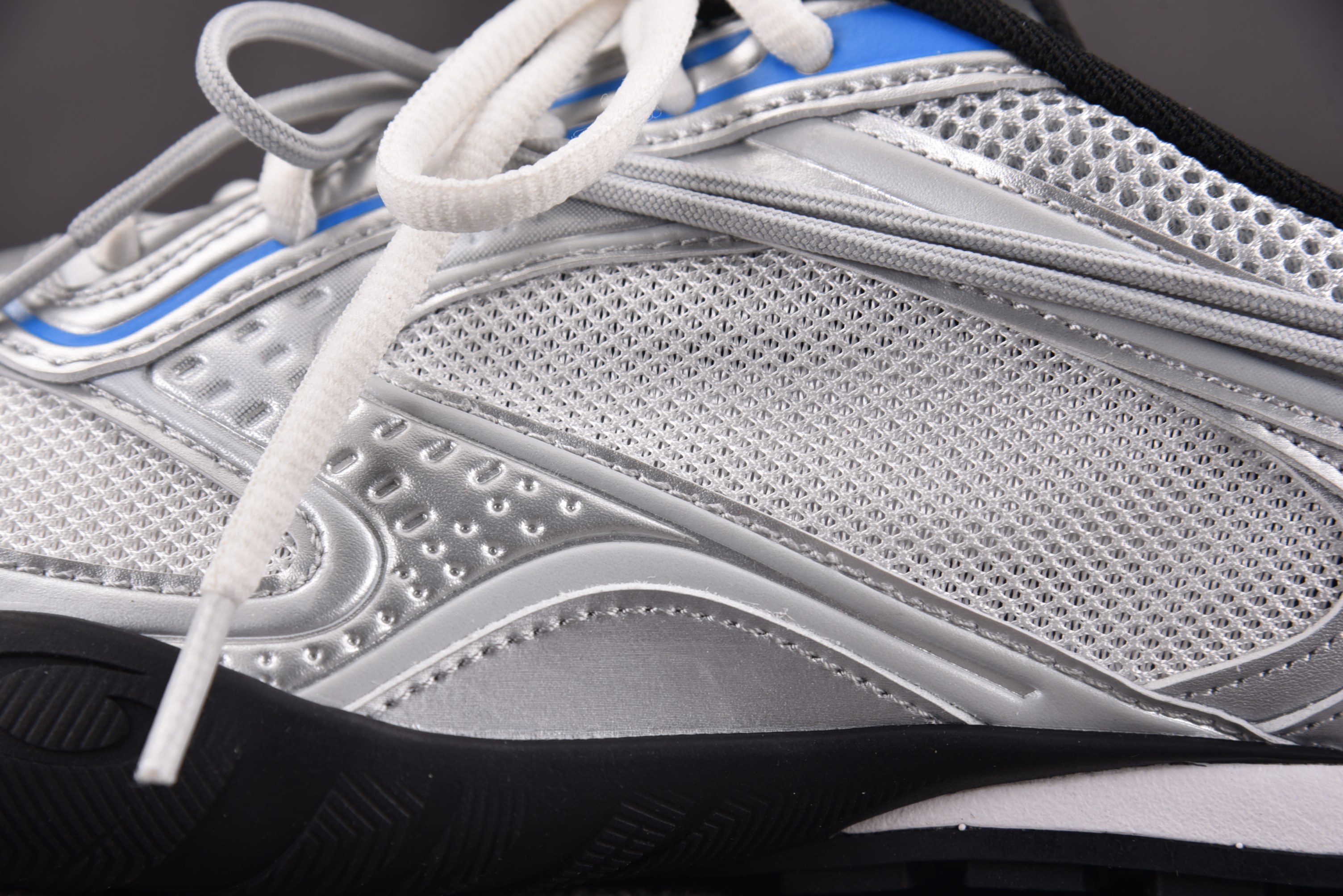 Balenciaga Radar Gradient Lines 银灰 #YZ009-0335-45