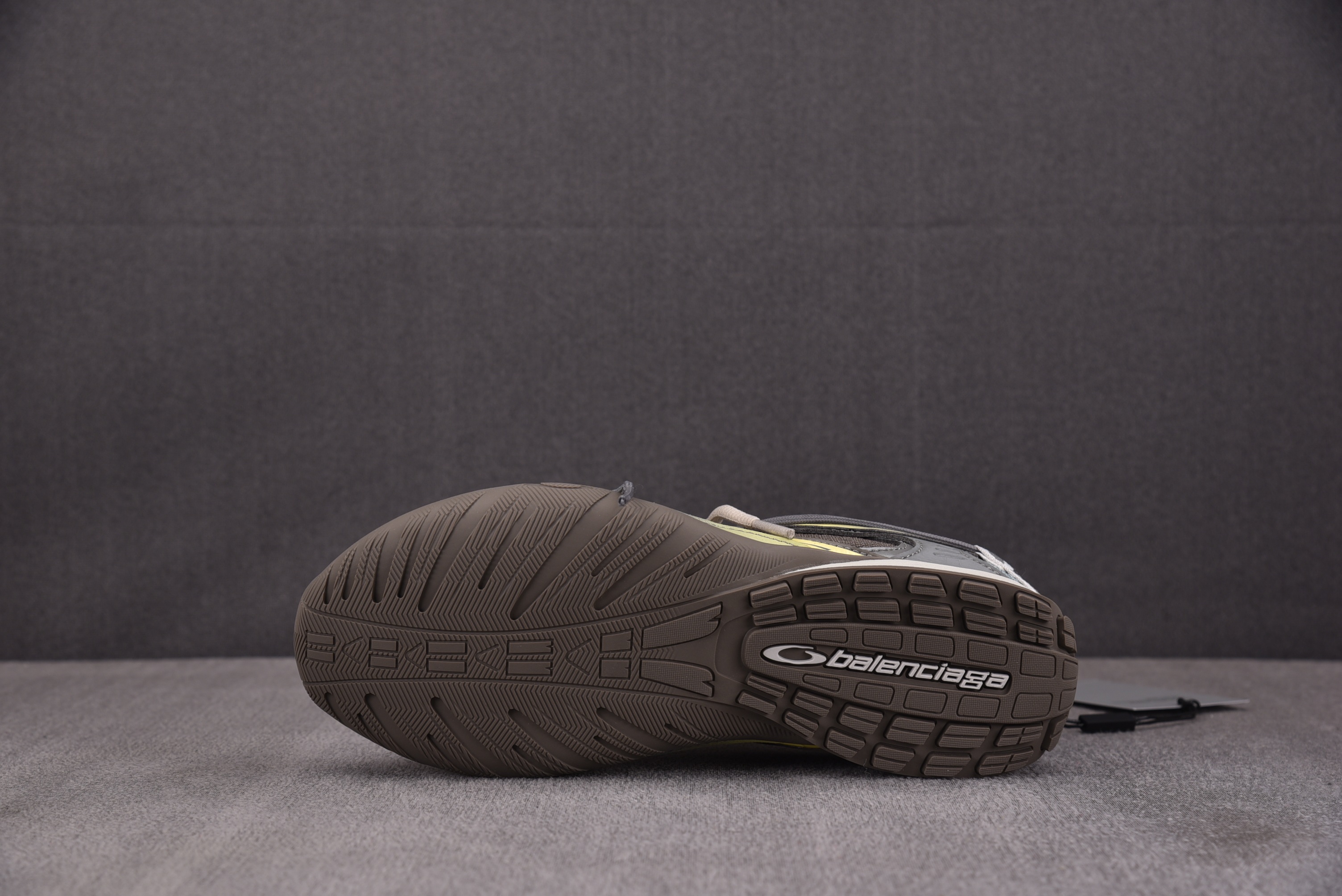 Balenciaga Radar 灰棕 #YZ009-0335-45