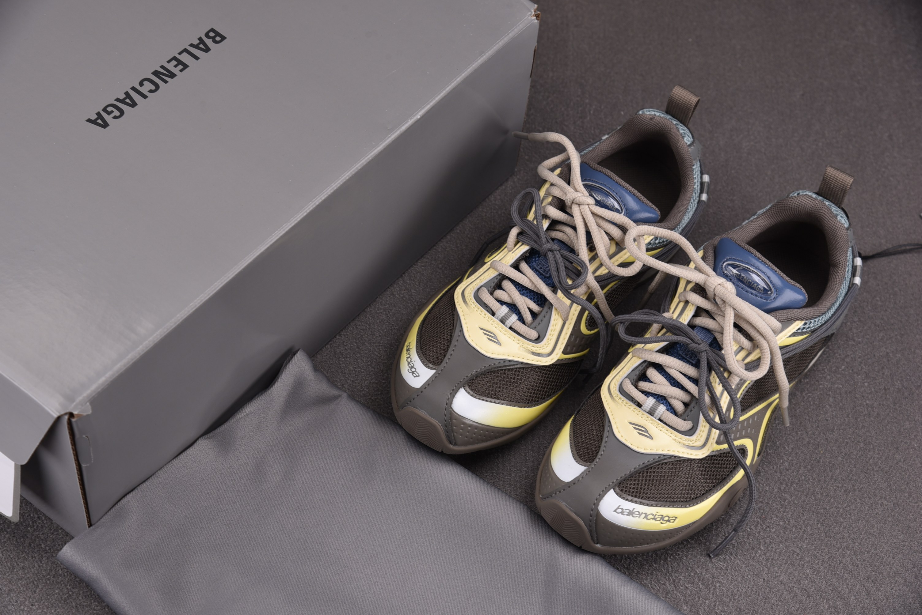 Balenciaga Radar 灰棕 #YZ009-0335-45
