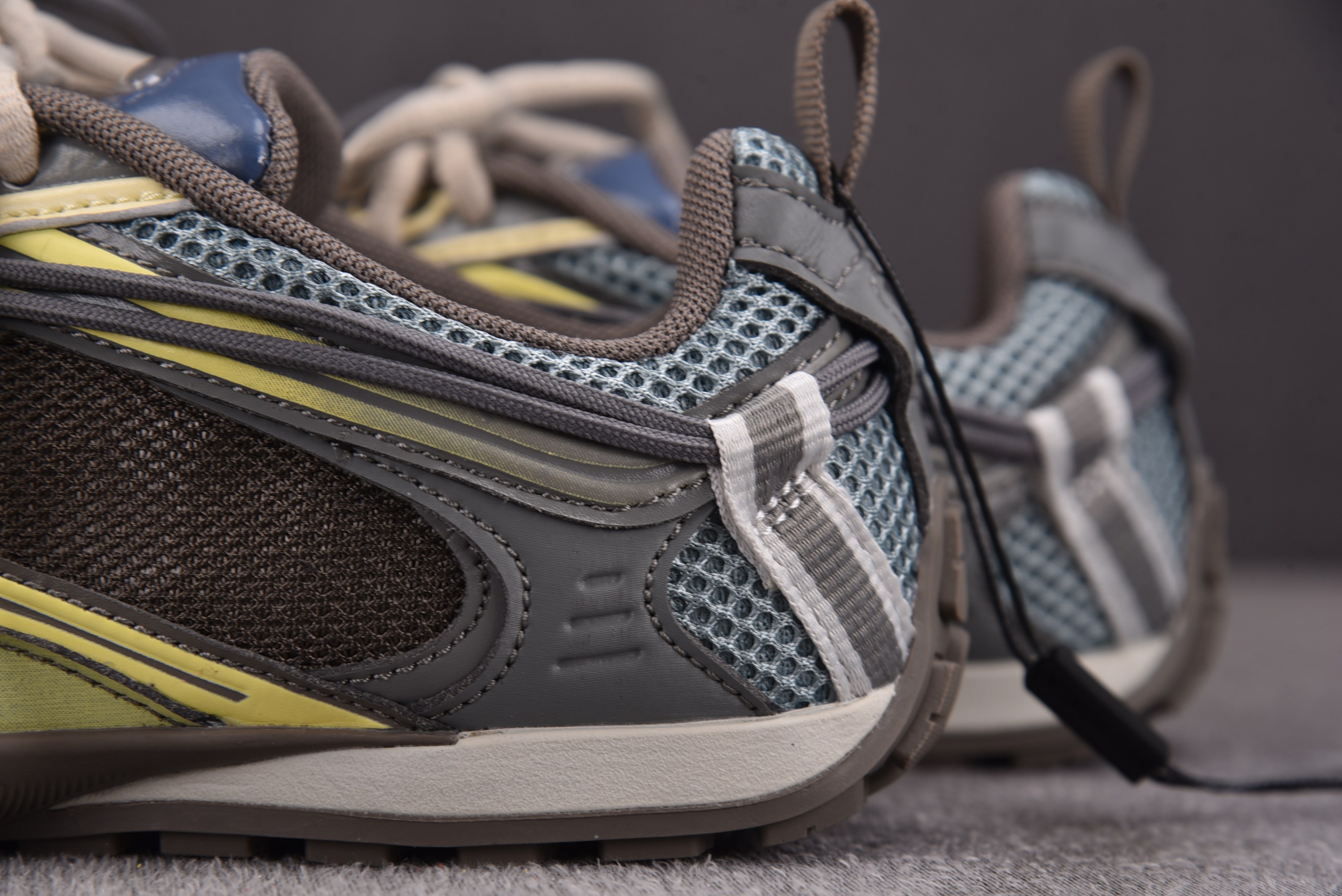 Balenciaga Radar 灰棕 #YZ009-0335-45