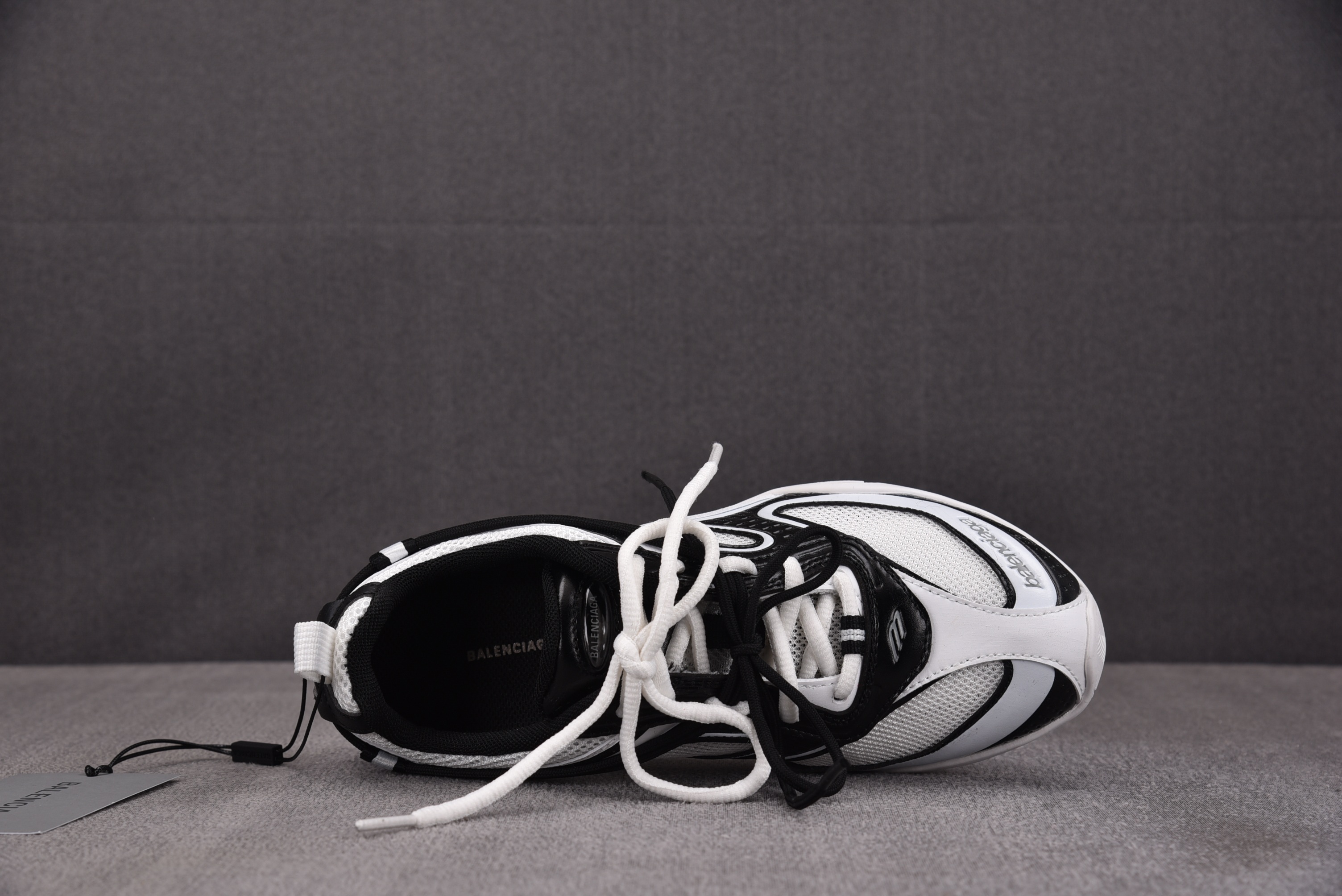 Balenciaga Radar 白黑 #YZ009-0335-45