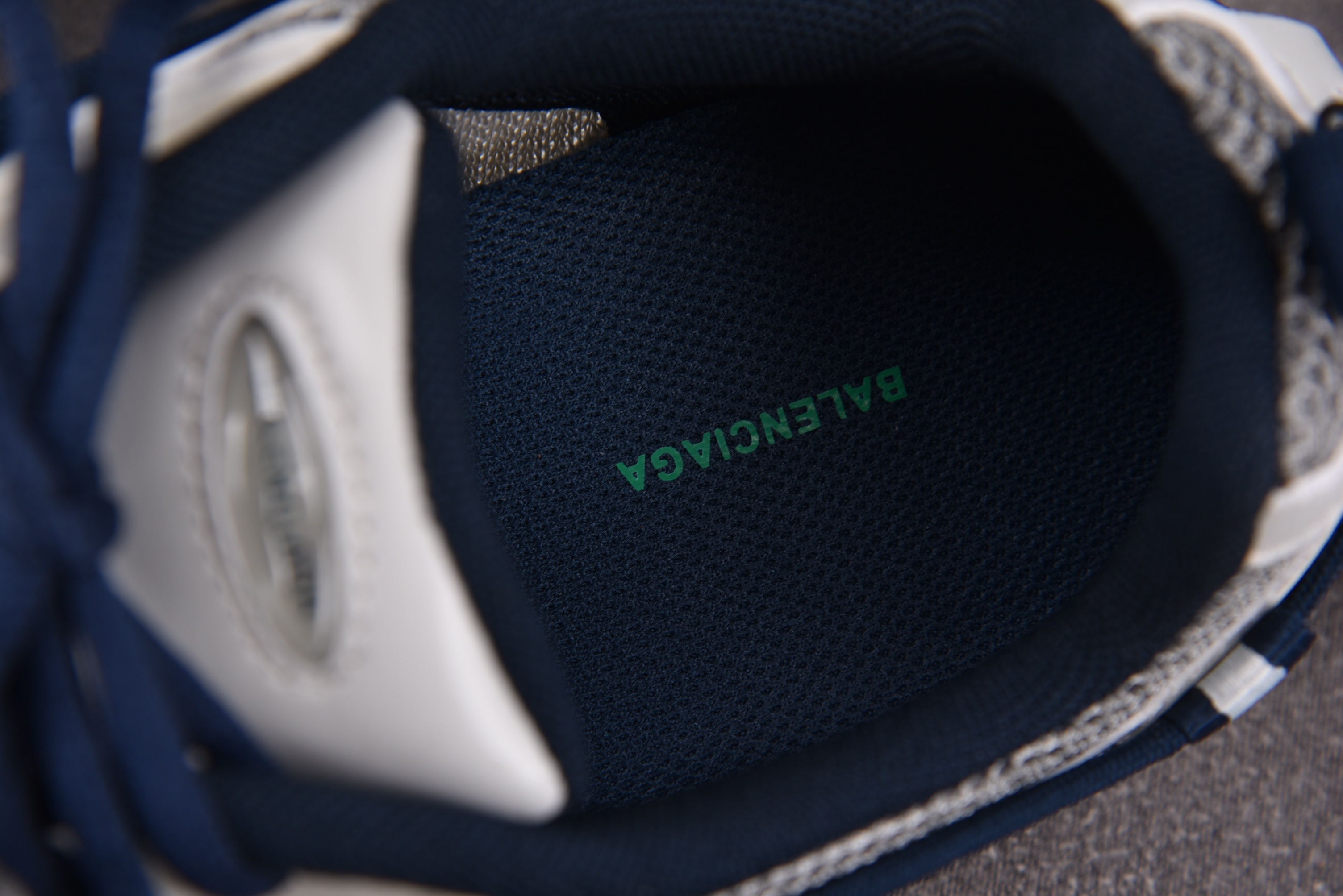 Balenciaga Radar 绿灰 #YZ009-0335-45