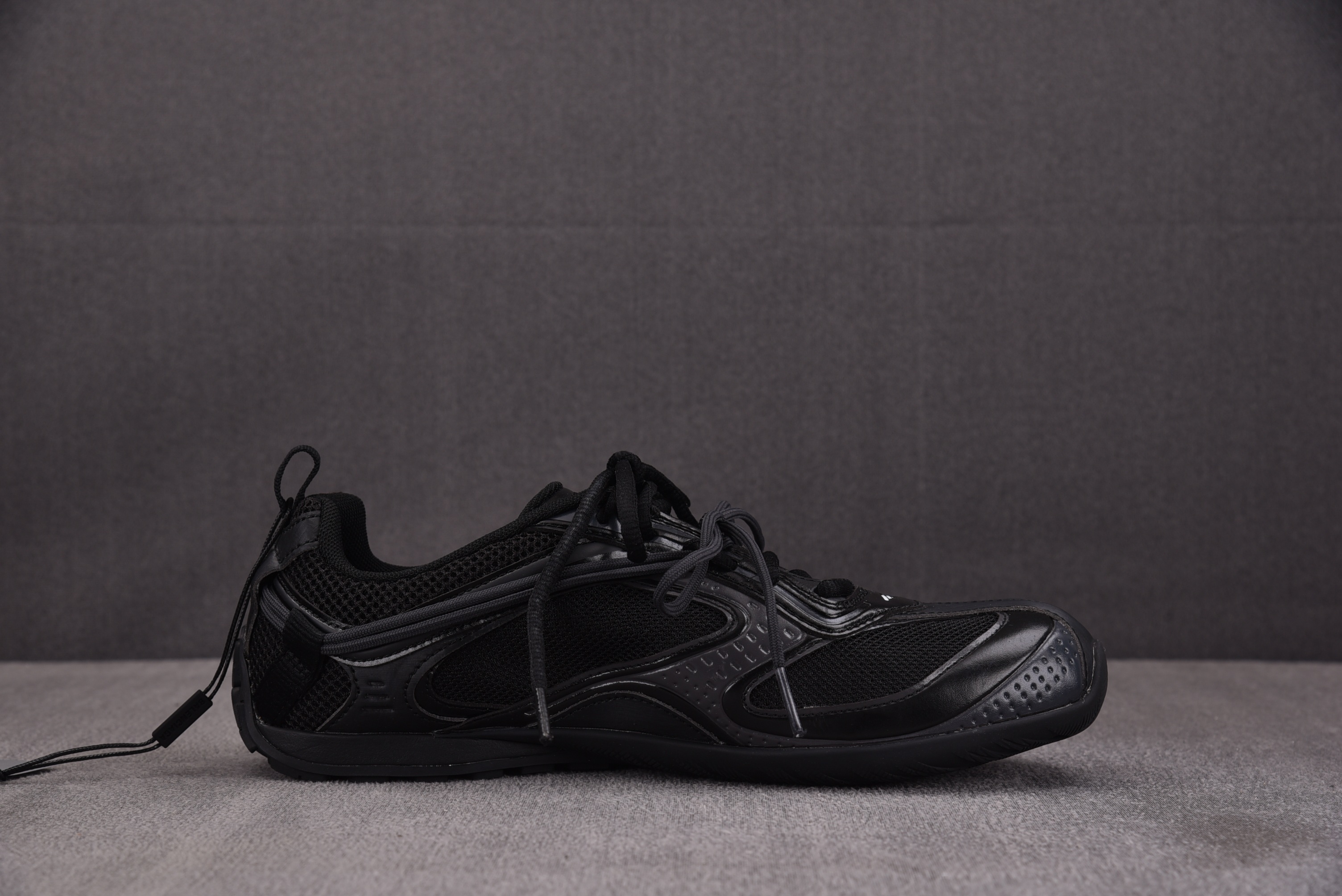 Balenciaga Radar 黑色 #YZ009-0335-45