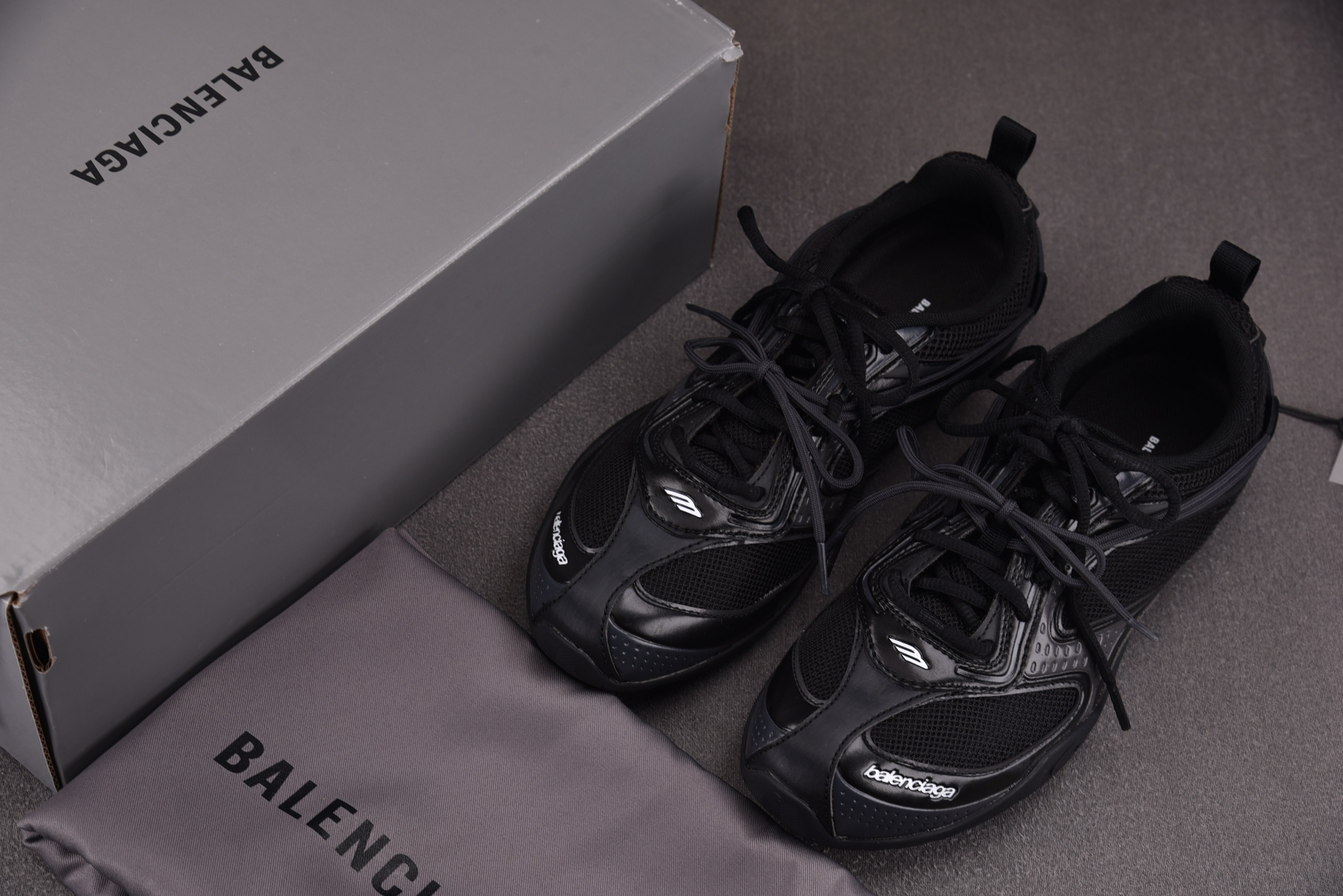 Balenciaga Radar 黑色 #YZ009-0335-45