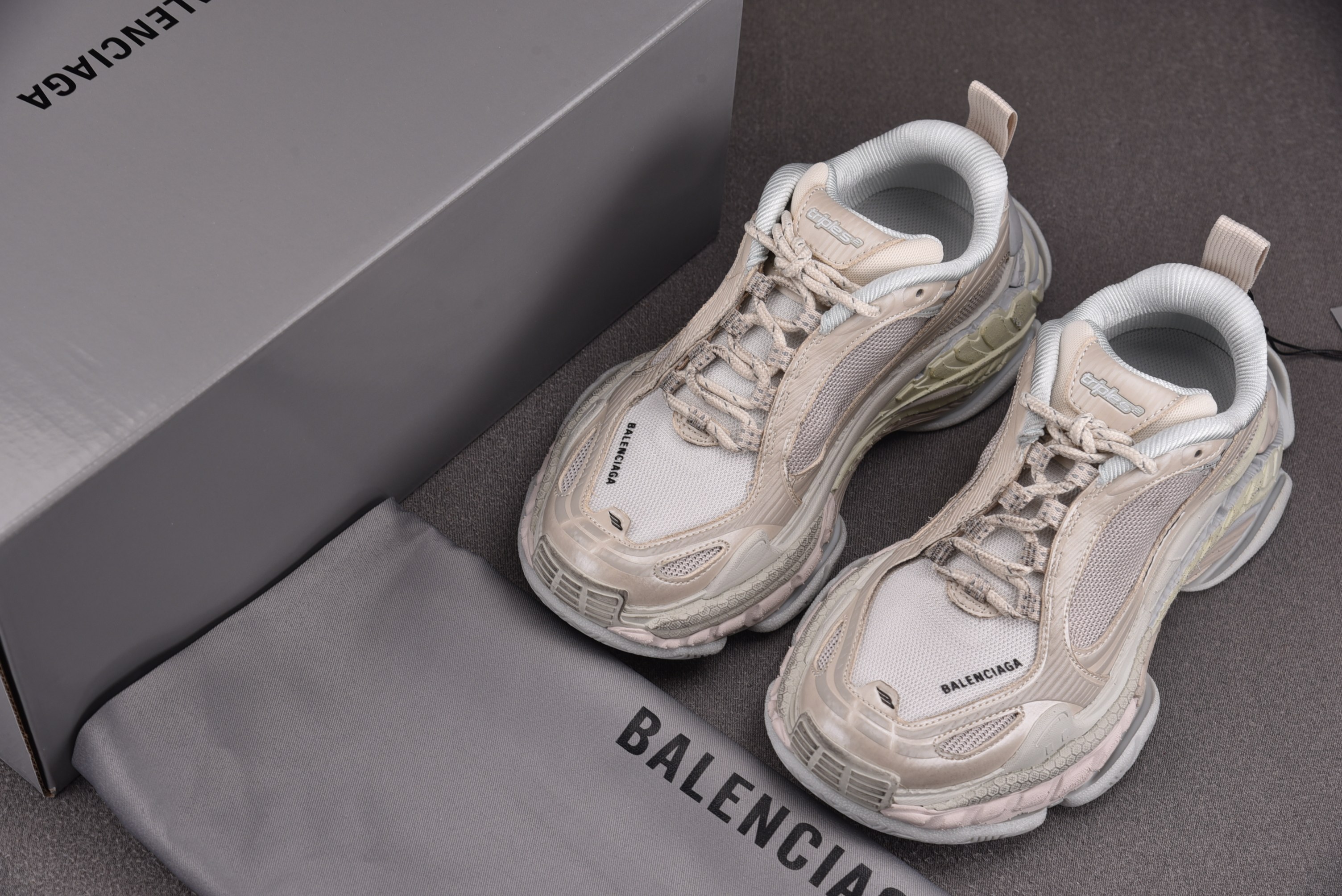 Balenciaga Triple S 2 米色 #YZ009-0335-46