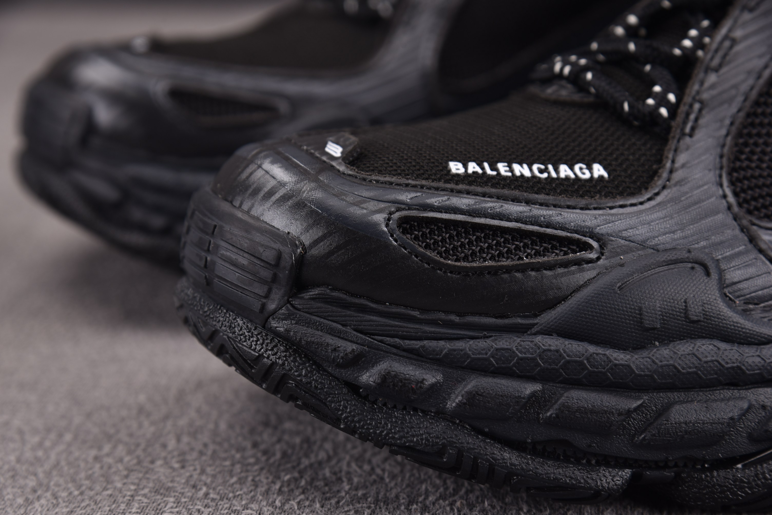 Balenciaga Triple S 2 黑色 #YZ009-0335-46