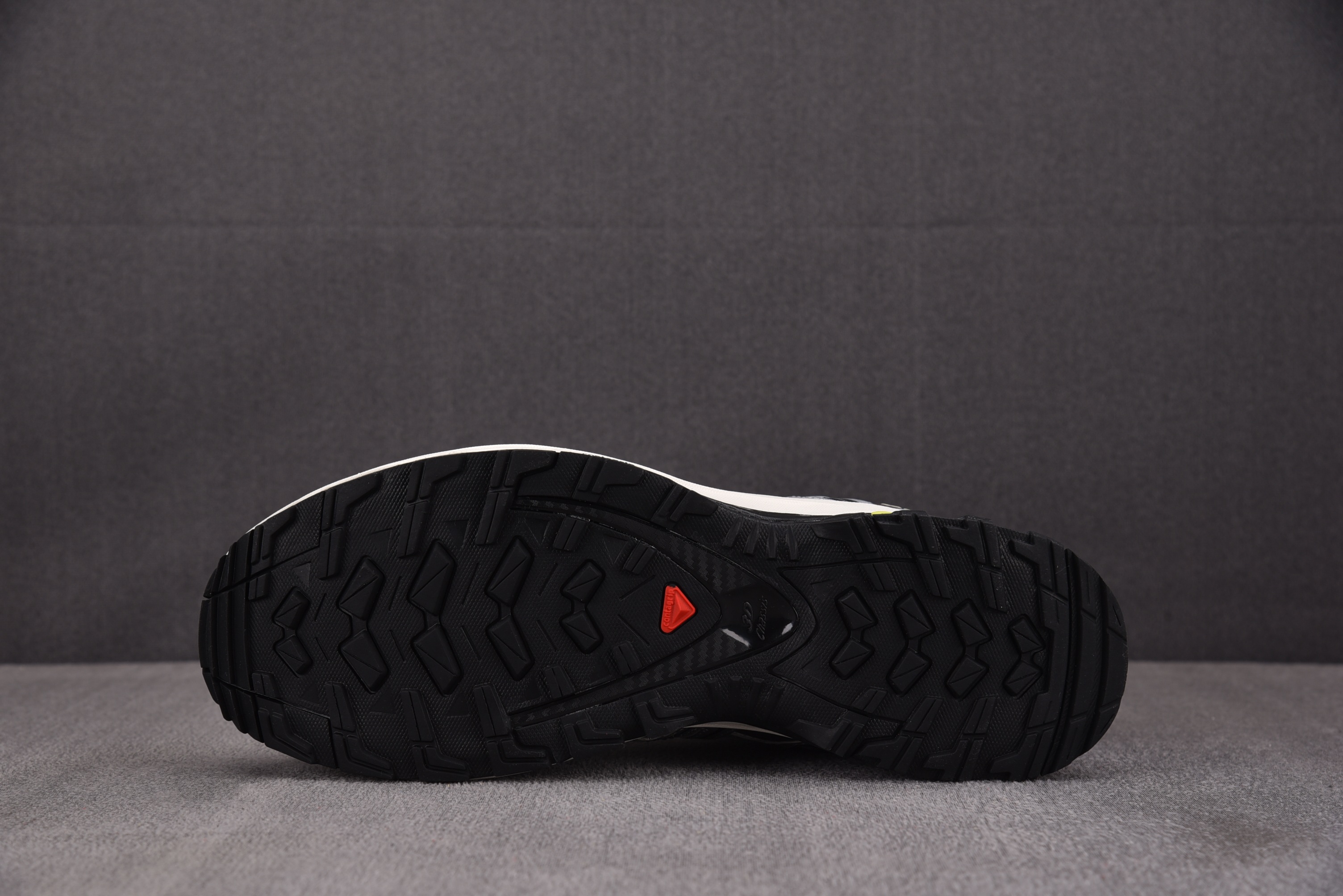 SALOMON XA Pro 3D Grey 灰色  #YZ02036-46