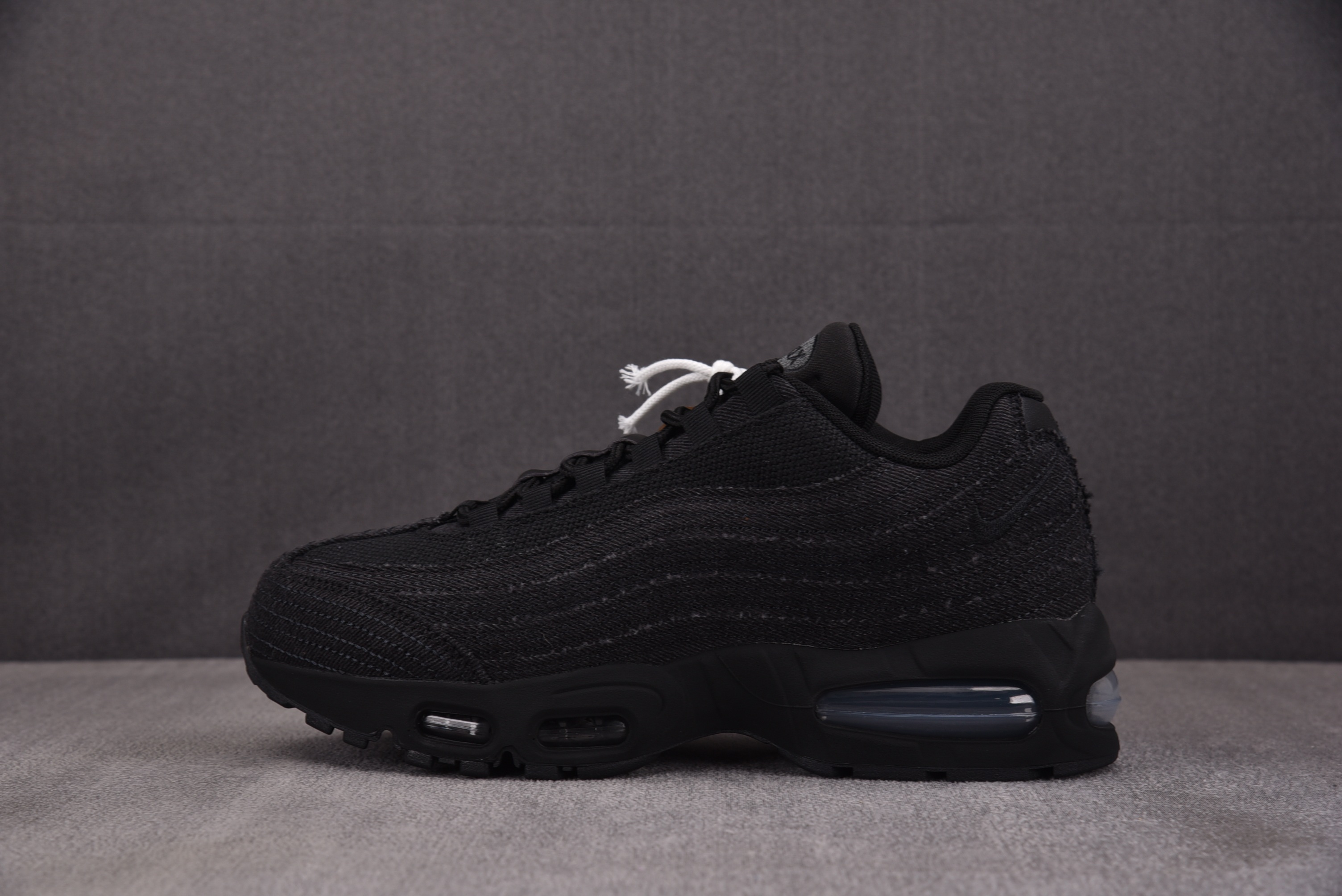 NK x Levi's Air Max 95 Black 黑色 HM4743-001 #YZ001-14