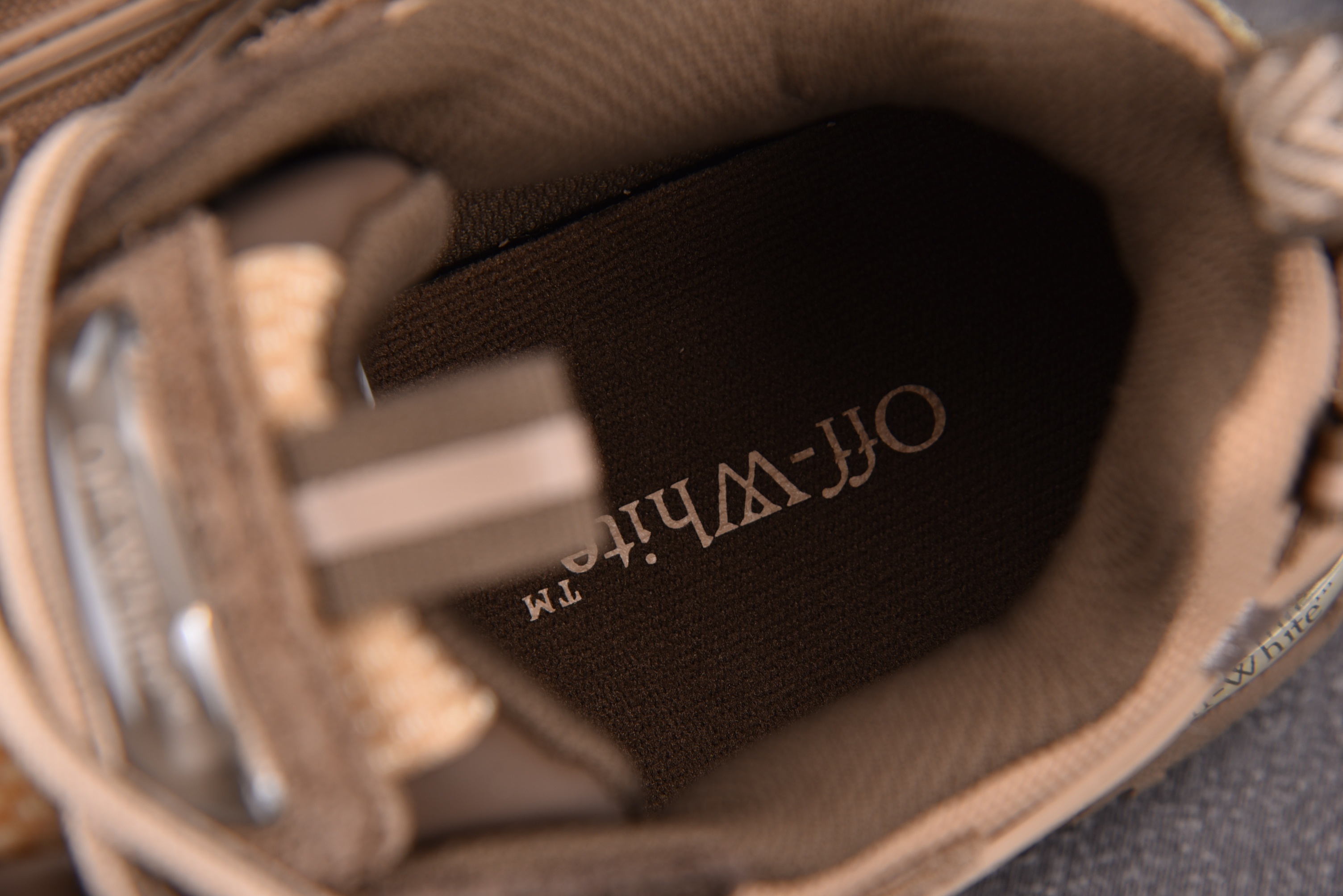 【纯原】OFF-WHITE BE RIGHT BACK 棕色 #YZ00236-47