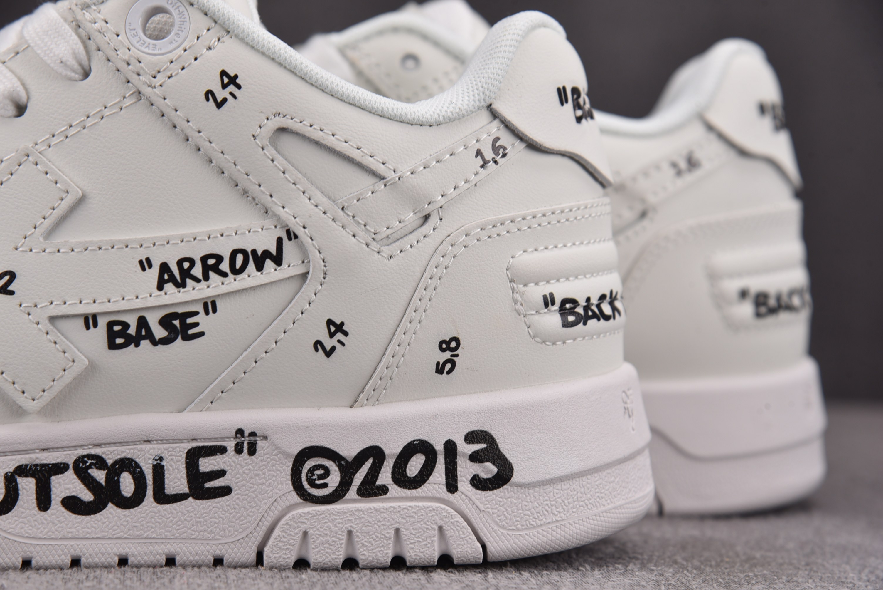 【纯原】OFF-WHITE Out of Office 白色涂鸦 #YZ00236-47