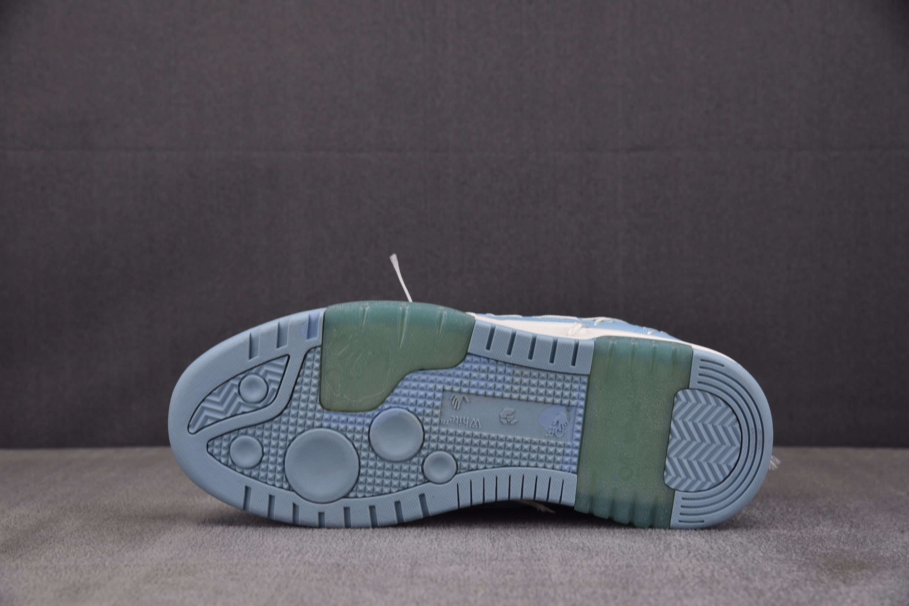 【纯原】OFF-WHITE Out of Office 白蓝 #YZ00236-47