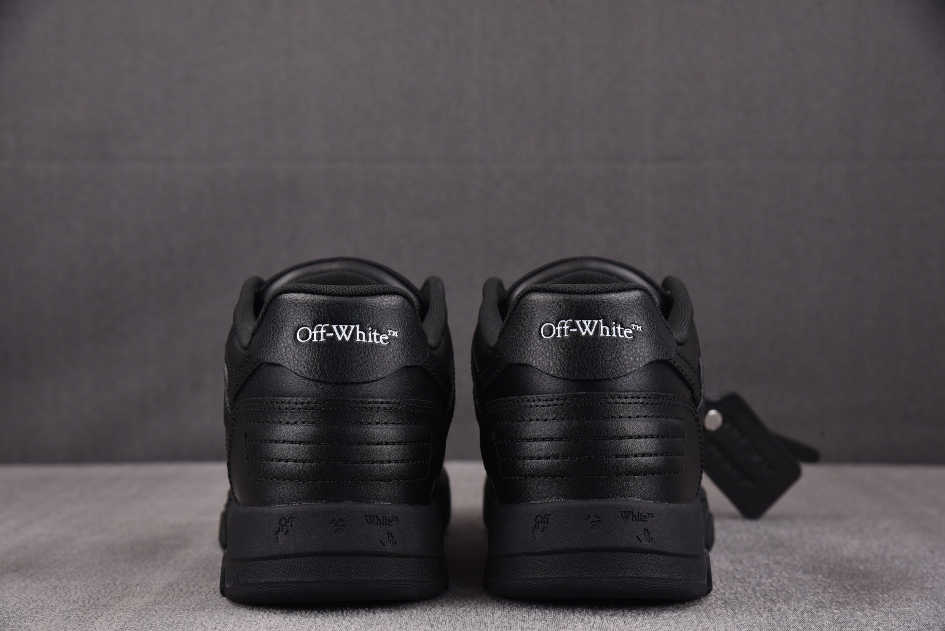【纯原】OFF-WHITE Out of Office 黑色 #YZ00236-47