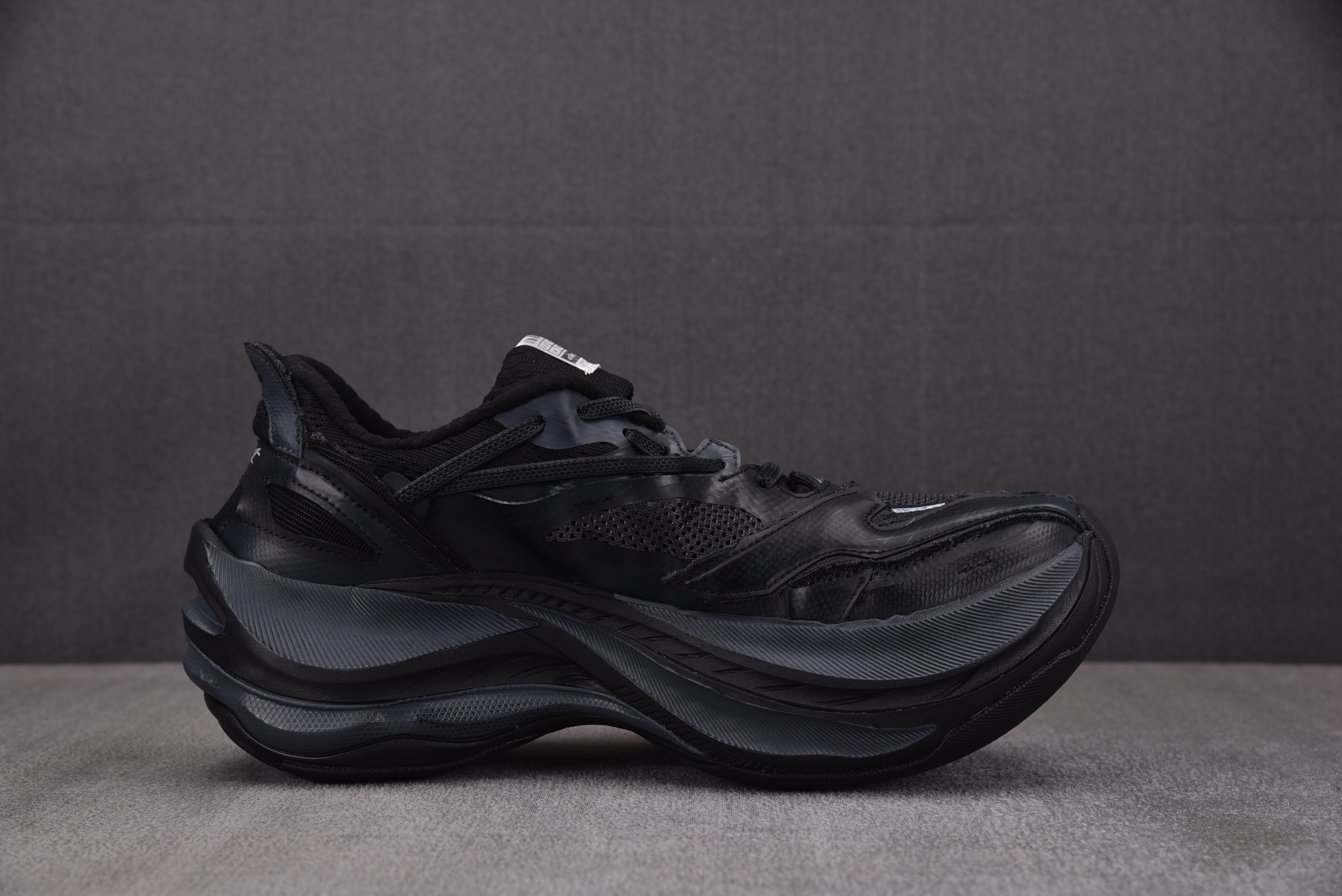 Balenciaga Jet 黑色 YZ01835-46