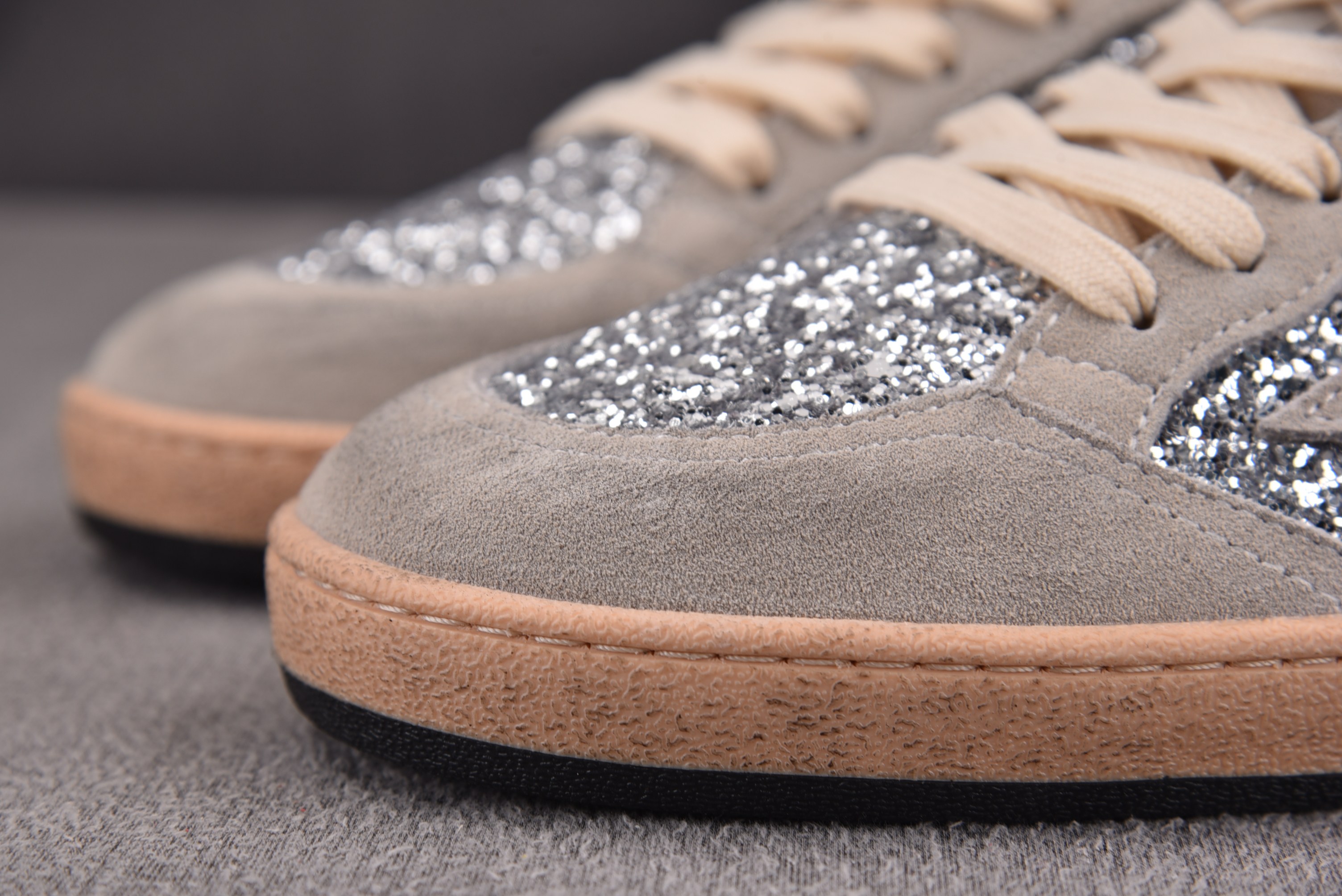 Golden Goose Ball Star 亮片 灰棕  #YZ00636-46