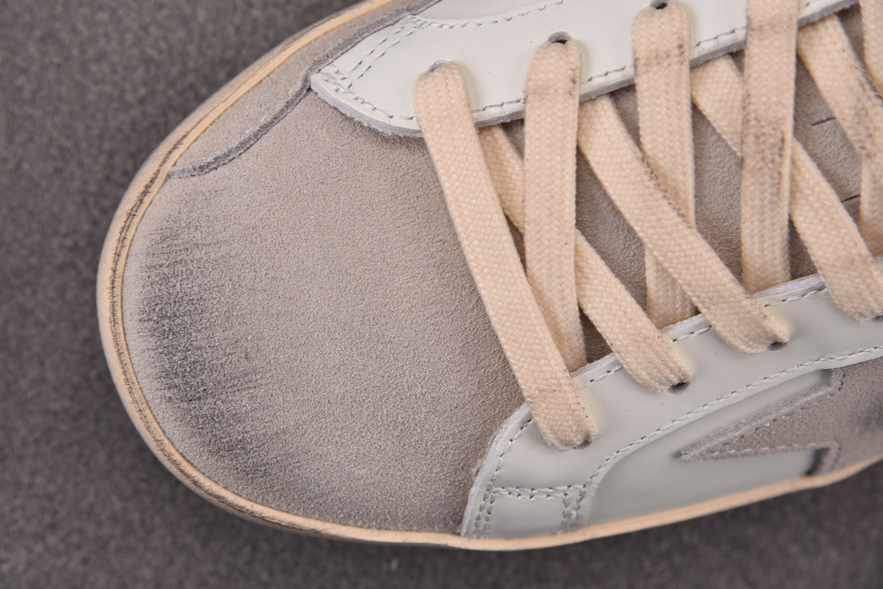Golden Goose Ball Star 棕白 钻尾  #YZ00636-46