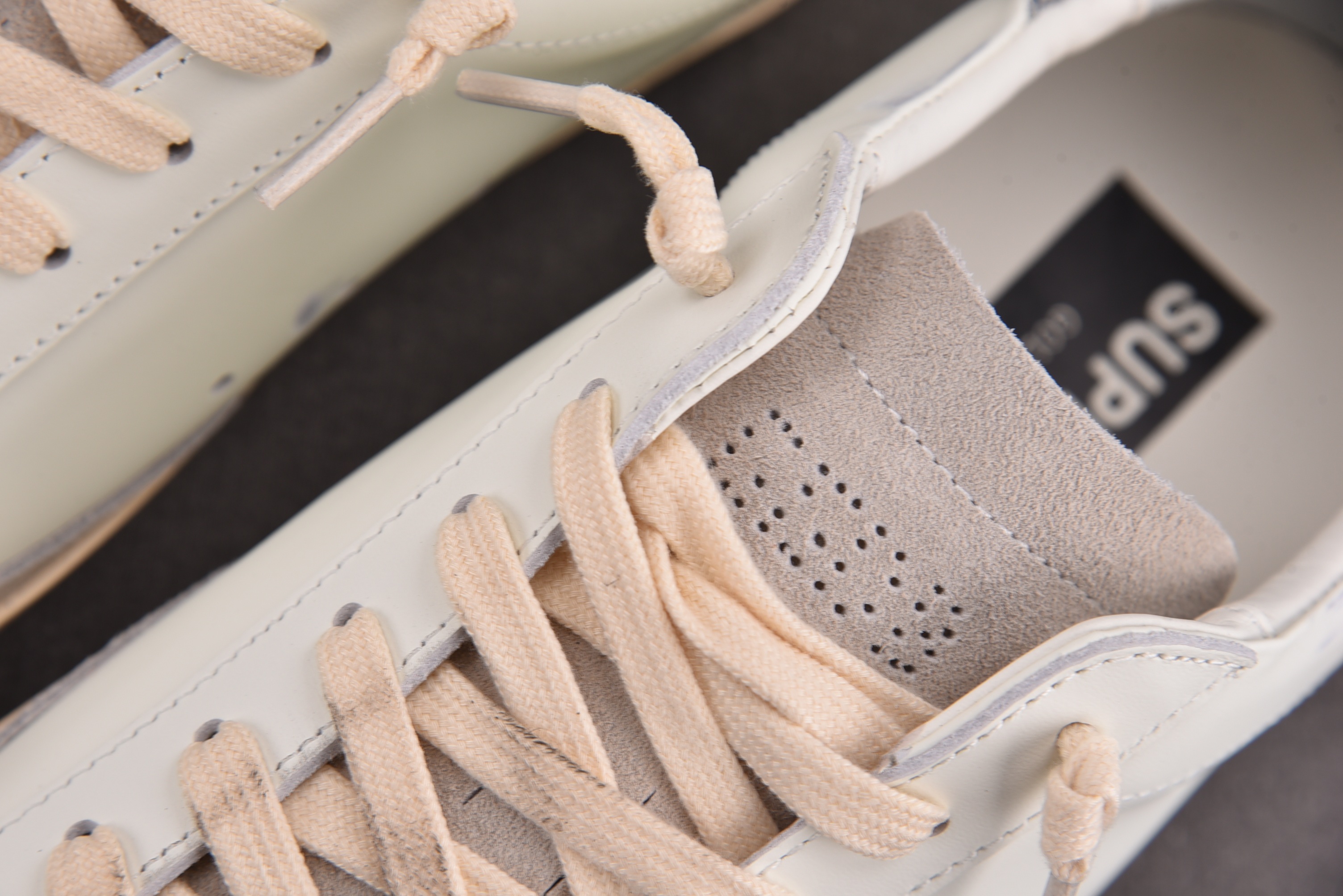 Golden Goose Ball Star 棕白 钻尾  #YZ00636-46