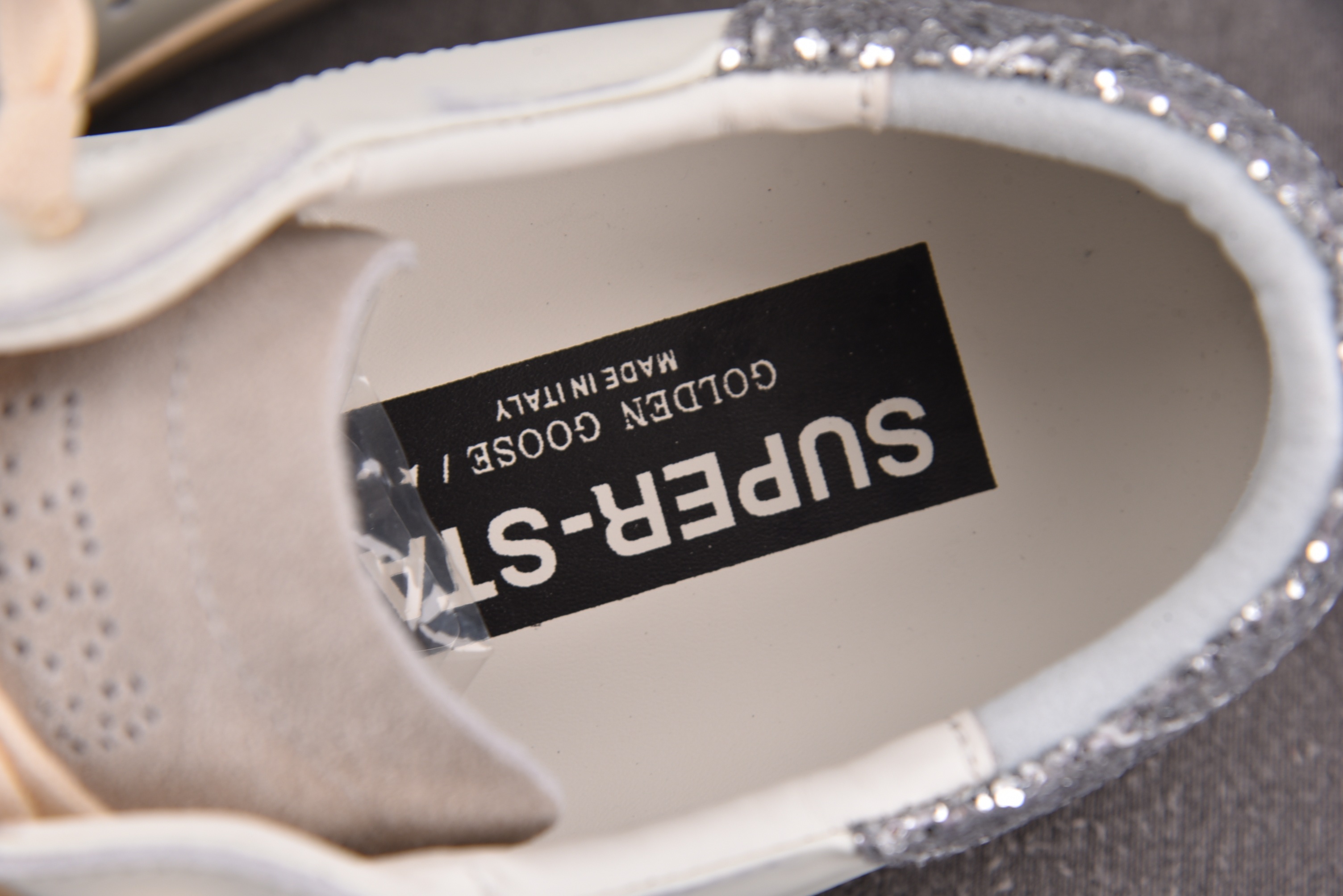 Golden Goose Ball Star 棕白 钻尾  #YZ00636-46