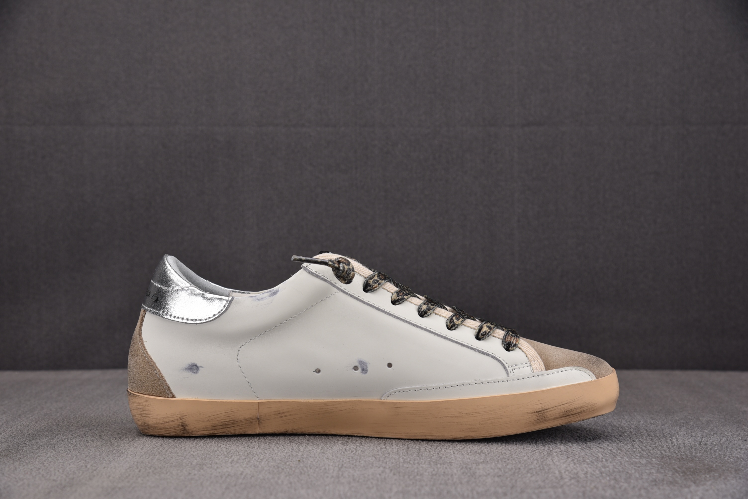 Golden Goose Ball Star 白色 红星  #YZ00636-46