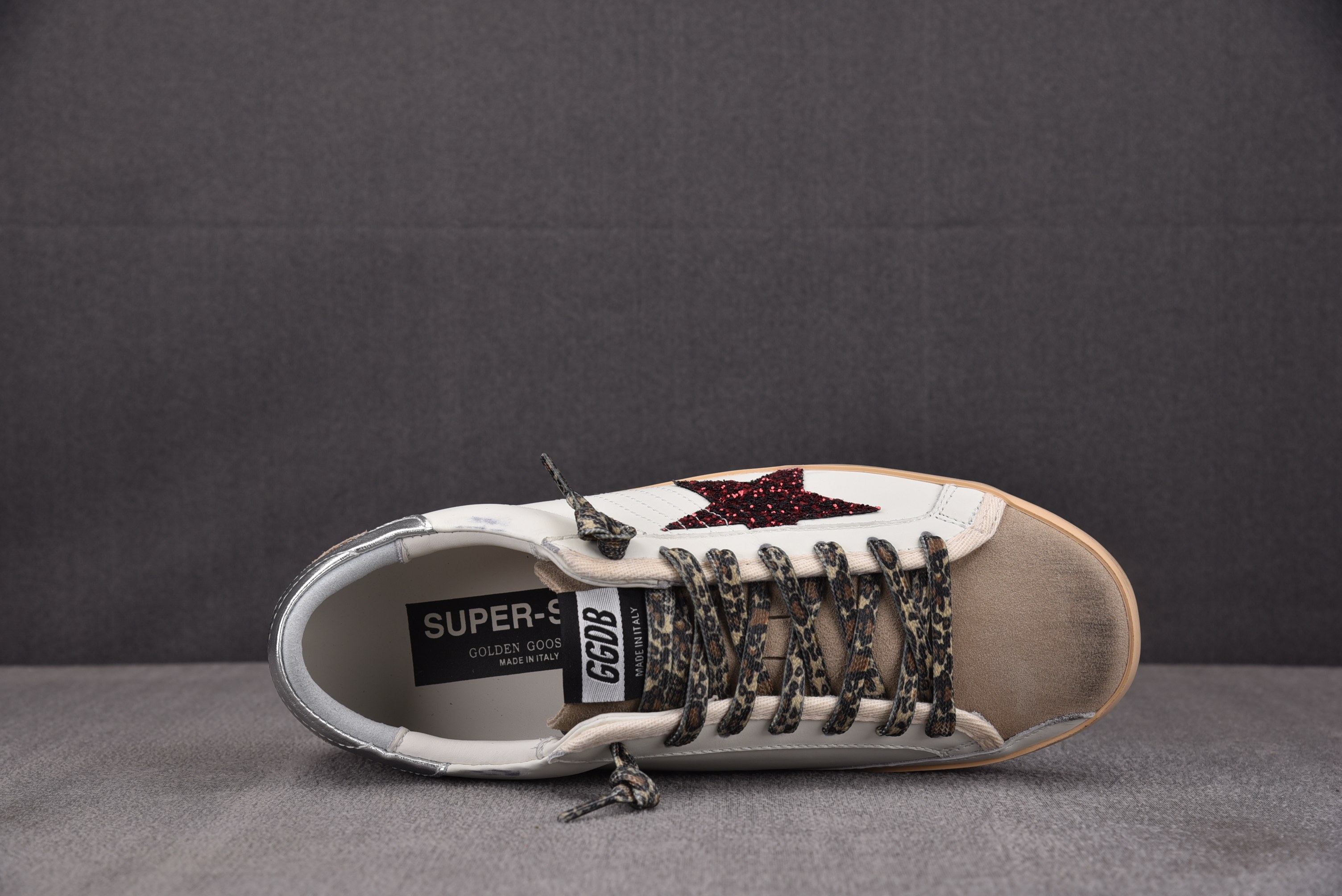 Golden Goose Ball Star 白色 红星  #YZ00636-46