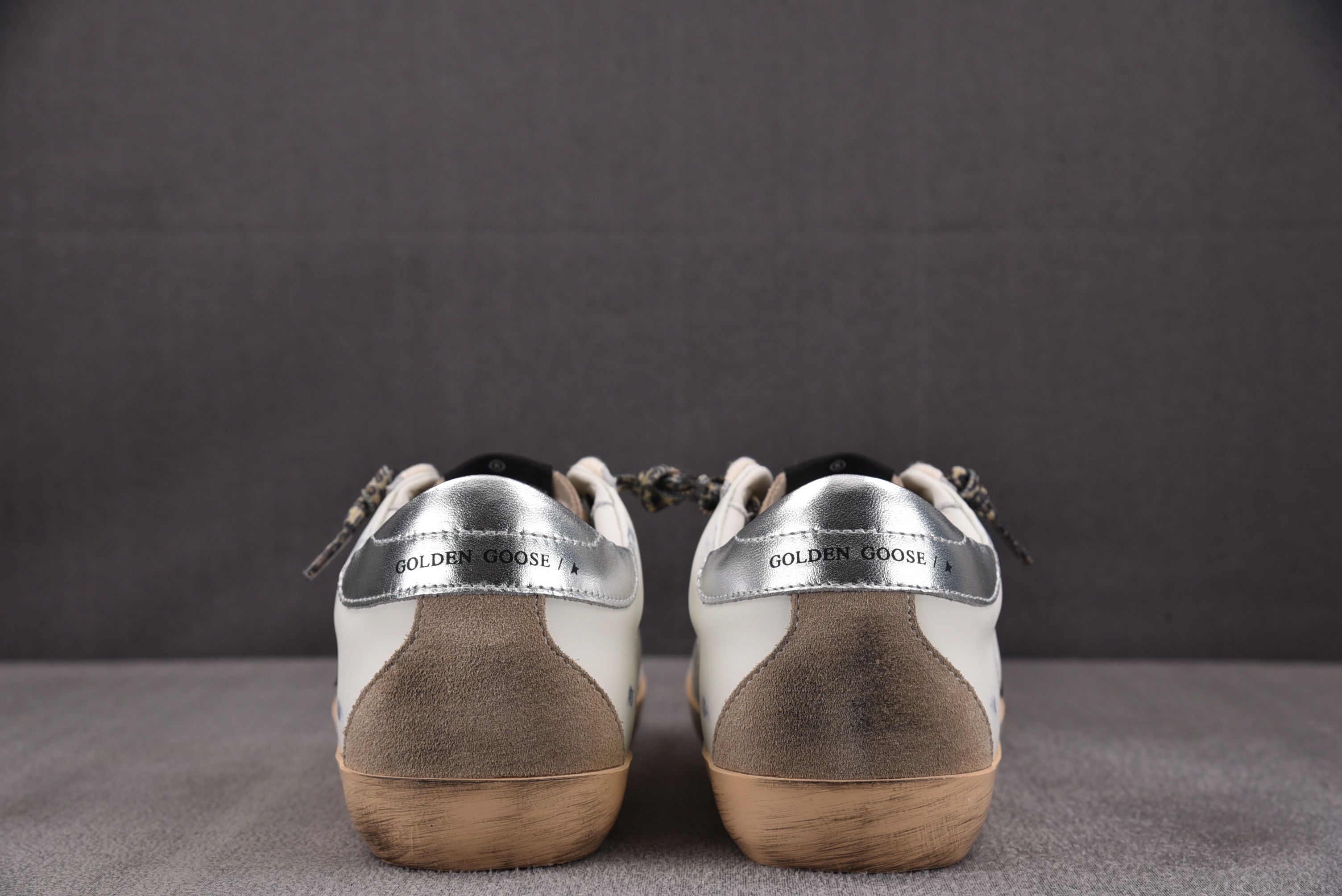 Golden Goose Ball Star 白色 红星  #YZ00636-46