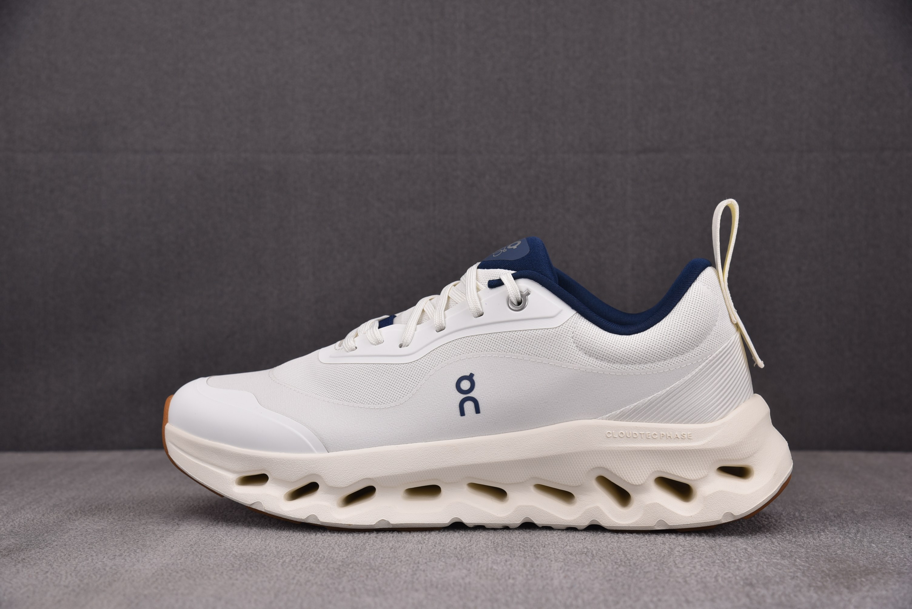 On x LOEWE Cloudtilt 2.0 白蓝 #YZ00436-47