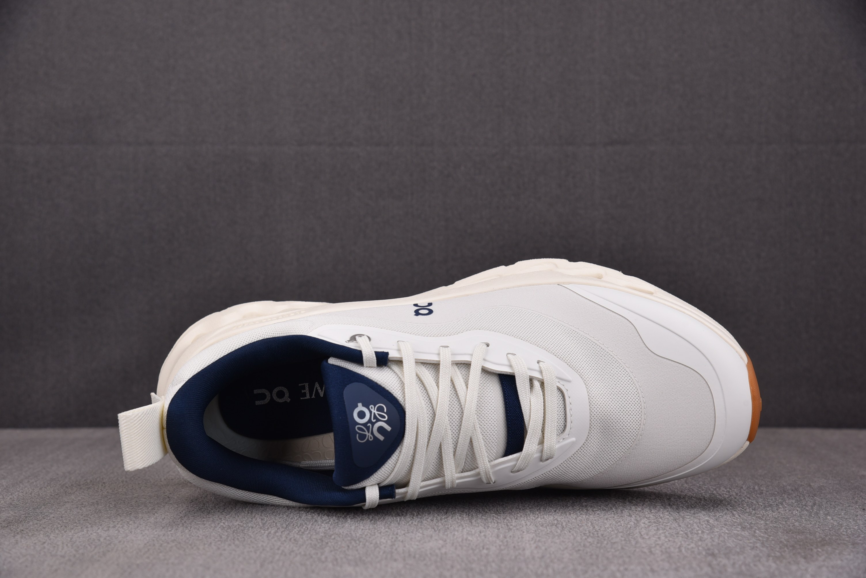 On x LOEWE Cloudtilt 2.0 白蓝 #YZ00436-47