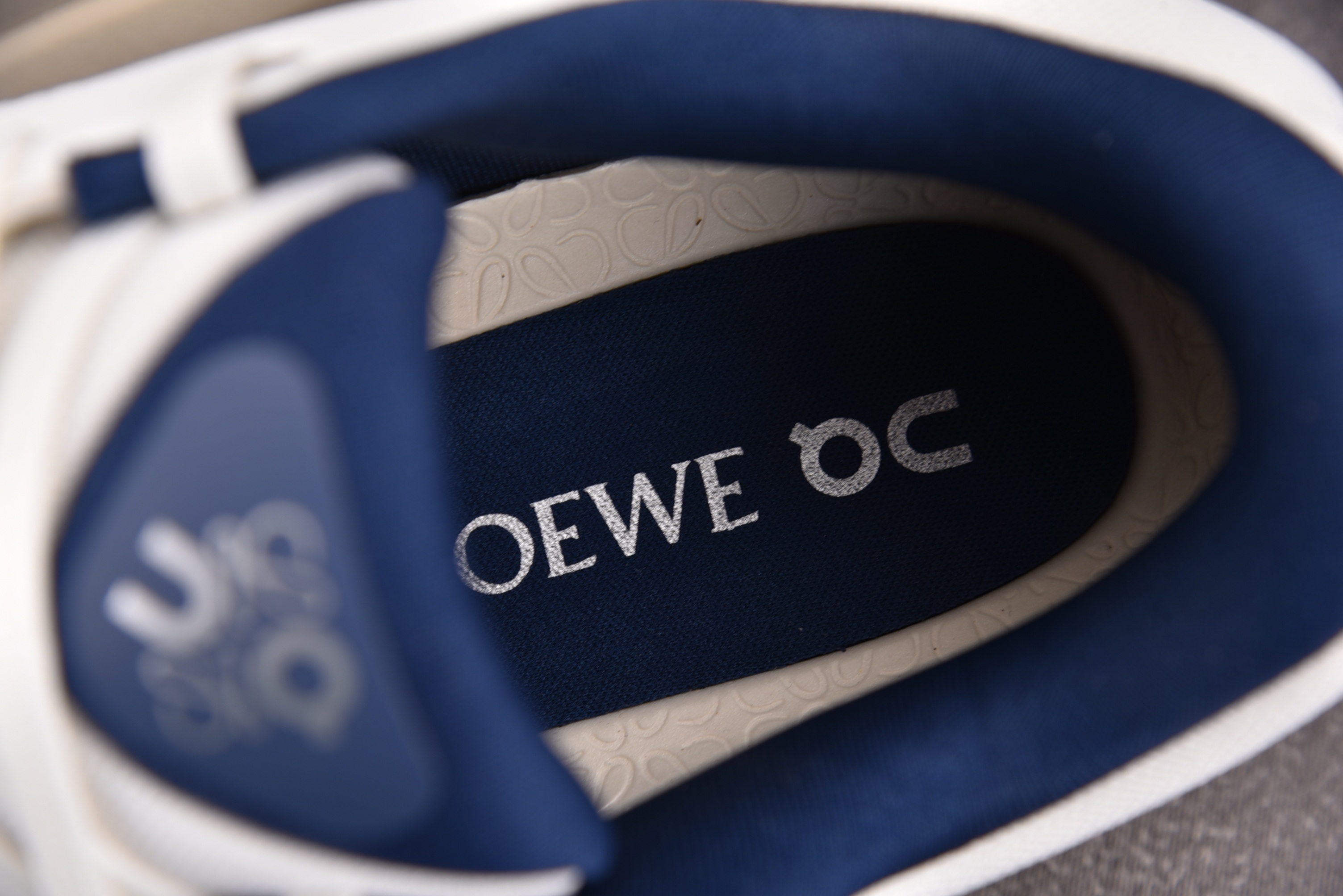 On x LOEWE Cloudtilt 2.0 白蓝 #YZ00436-47