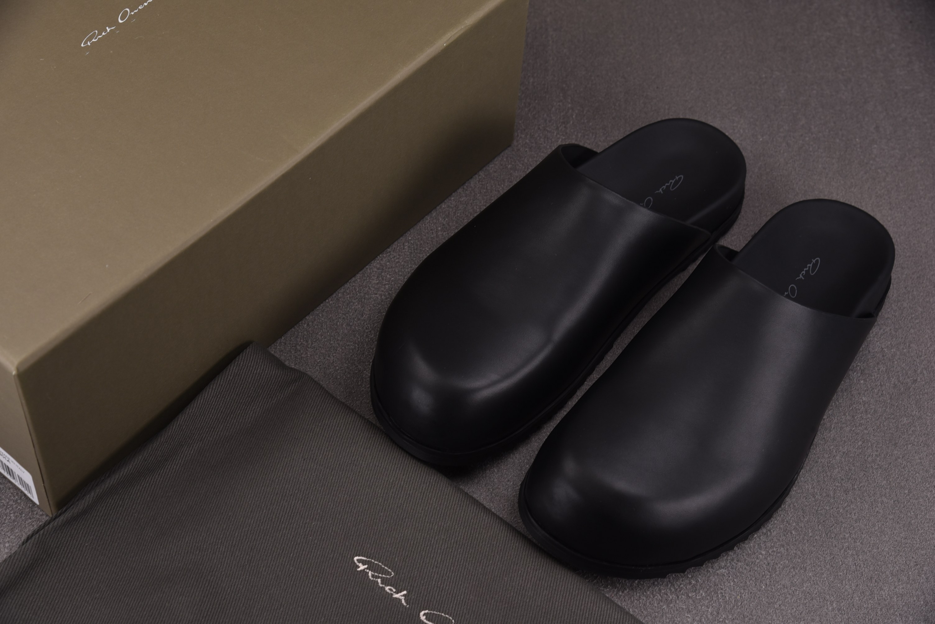RICK OWENS RO 穆勒包头拖鞋 黑色36-46