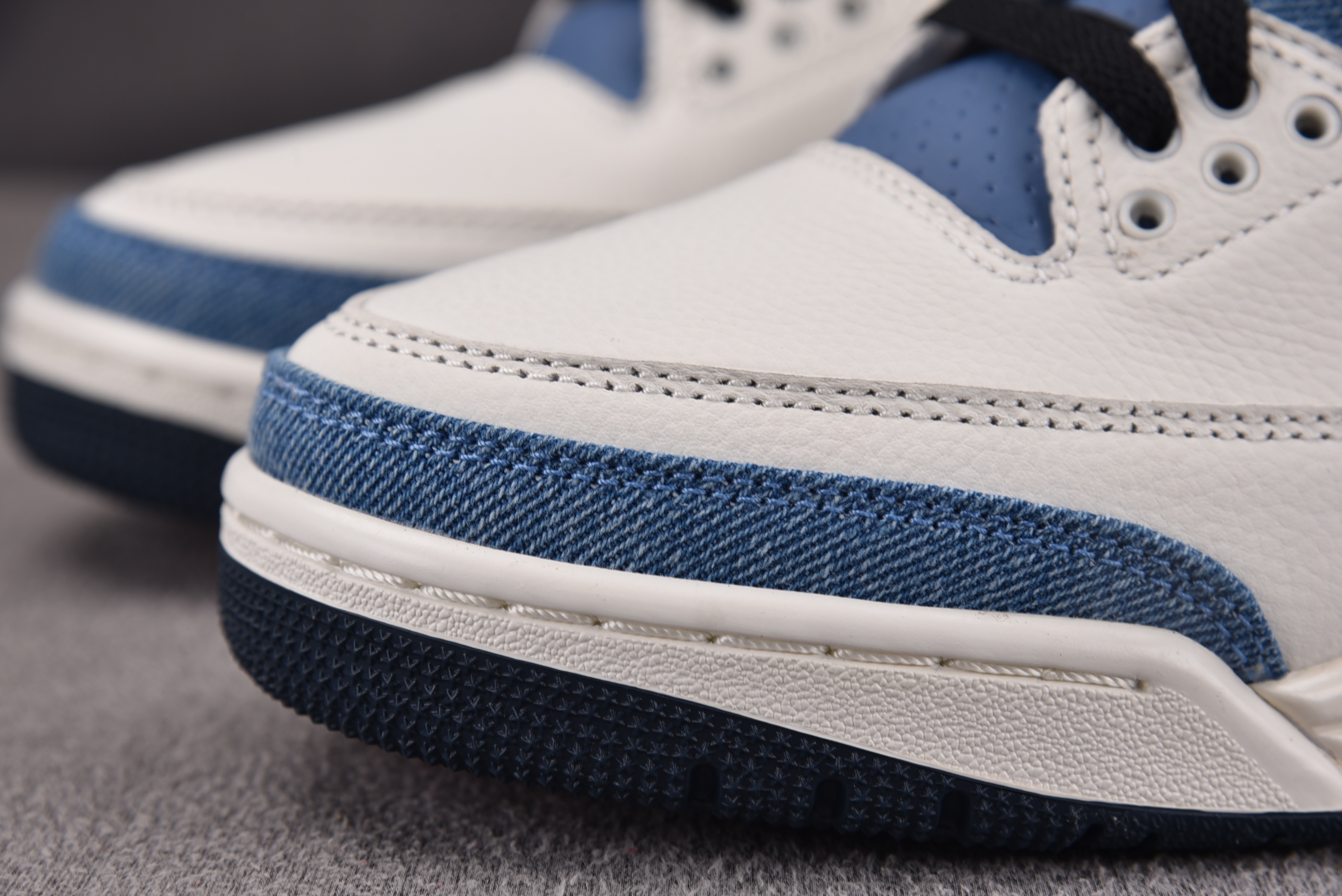 Air Jordan 3 Retro x Levi's All-Star 白蓝牛仔 IR0912-400