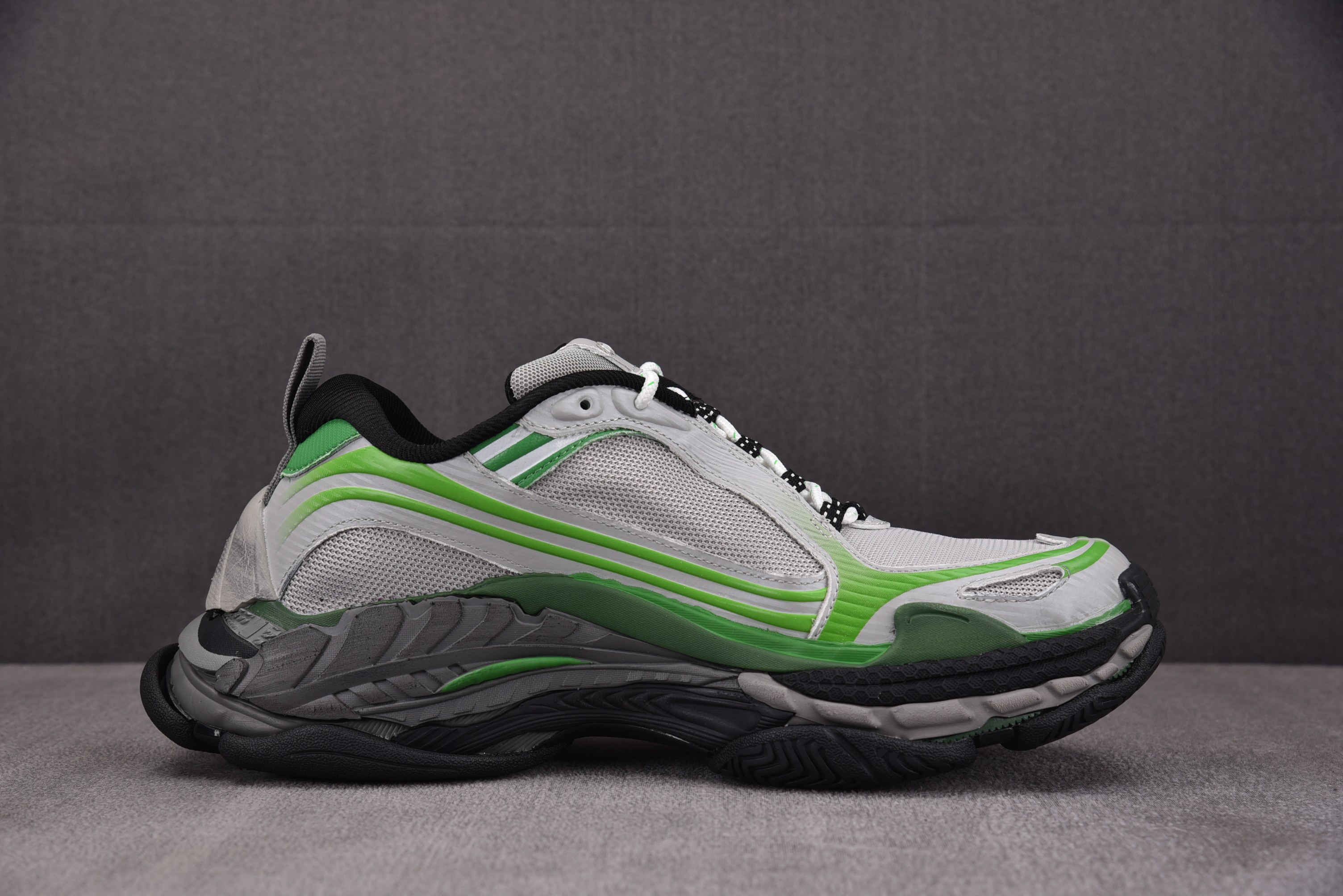 Balenciaga Triple S 2 灰绿 #YZ018-535-46