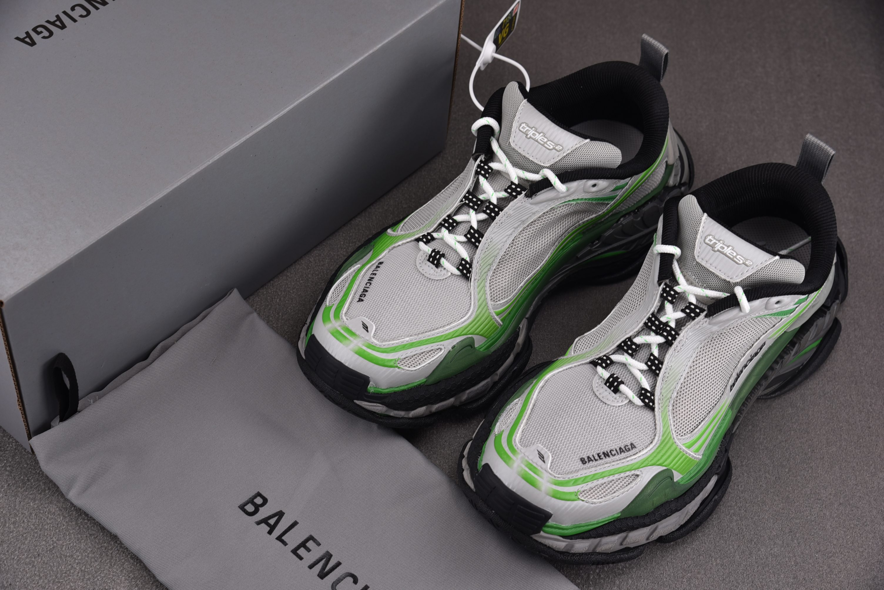 Balenciaga Triple S 2 灰绿 #YZ018-535-46
