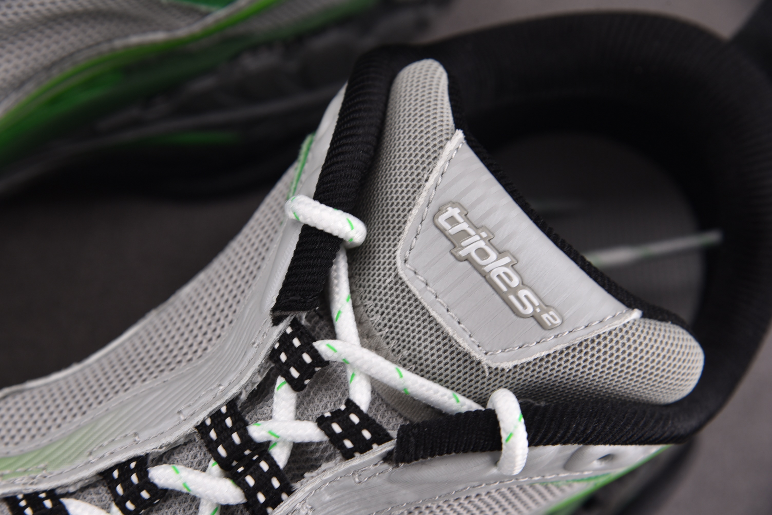 Balenciaga Triple S 2 灰绿 #YZ018-535-46