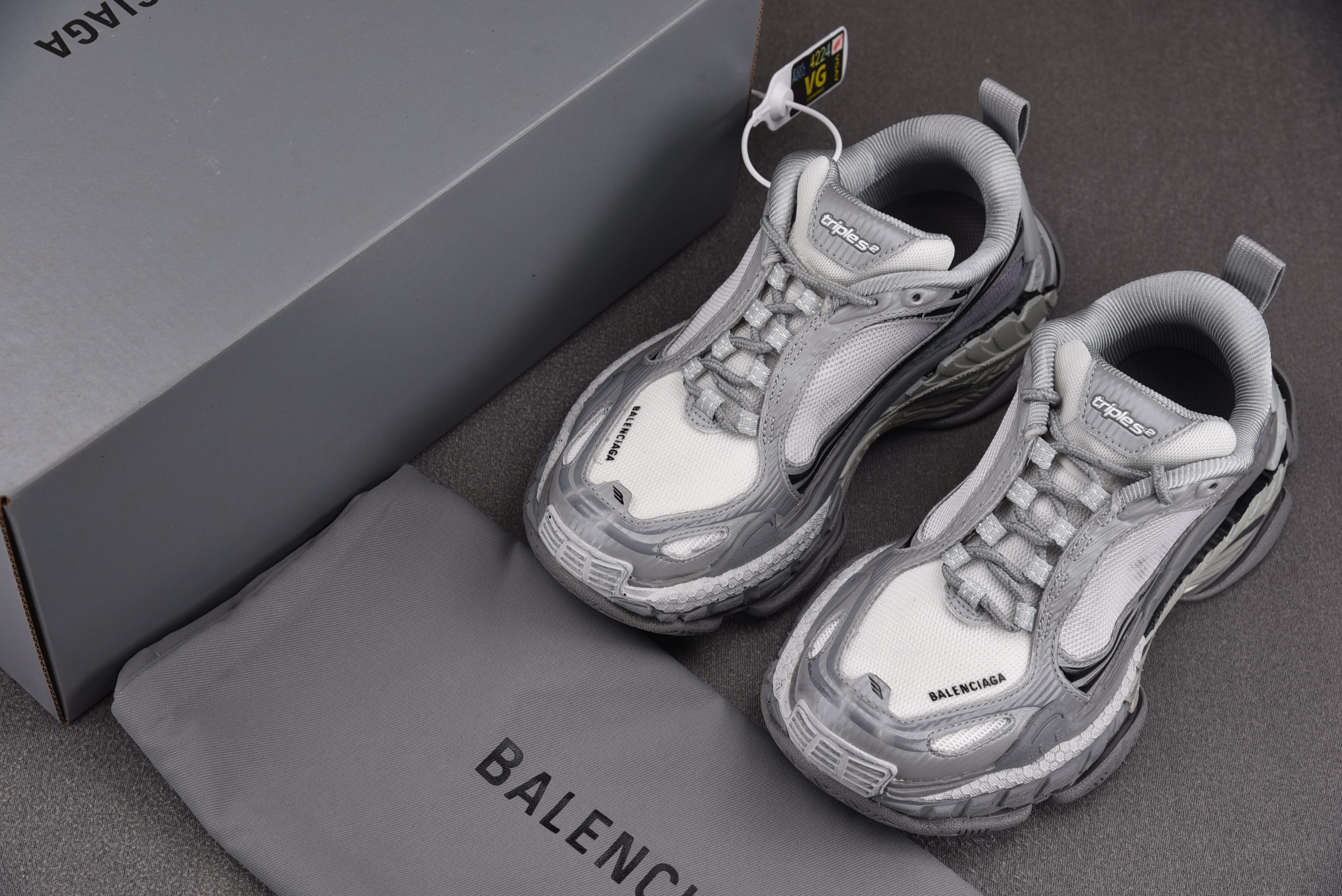 Balenciaga Triple S 2 灰色 #YZ018-535-46