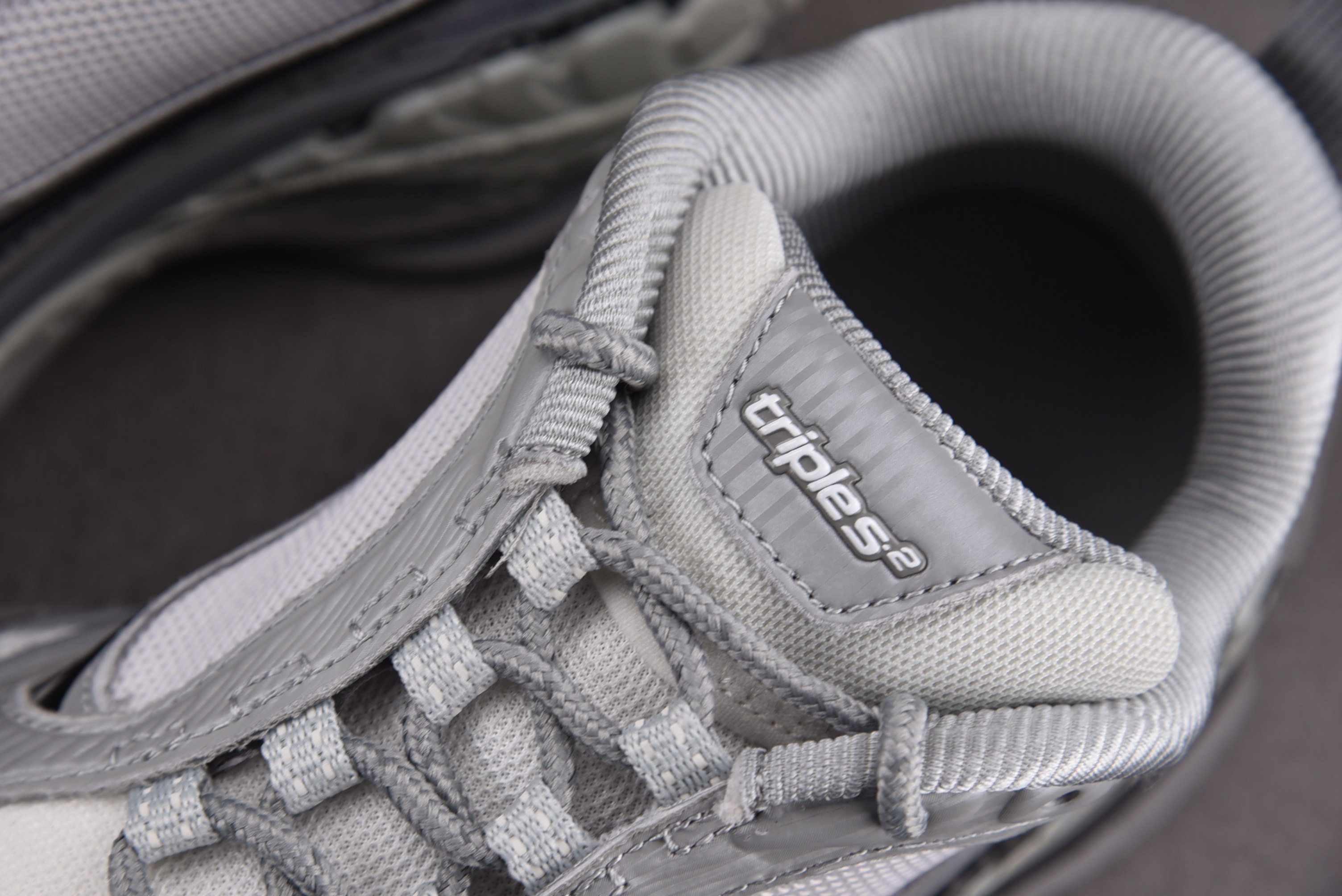 Balenciaga Triple S 2 灰色 #YZ018-535-46