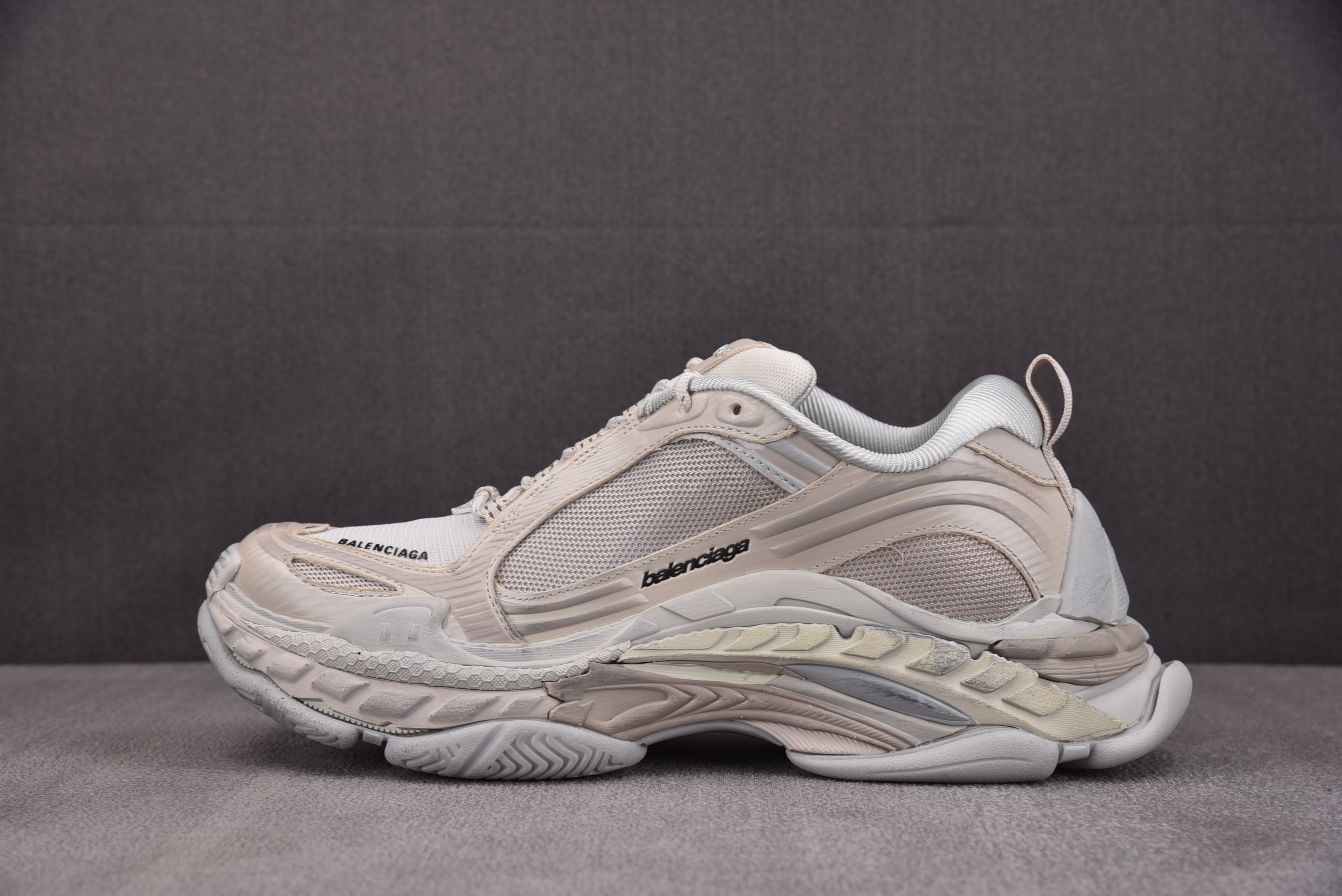 Balenciaga Triple S 2 米色 #YZ018-535-46