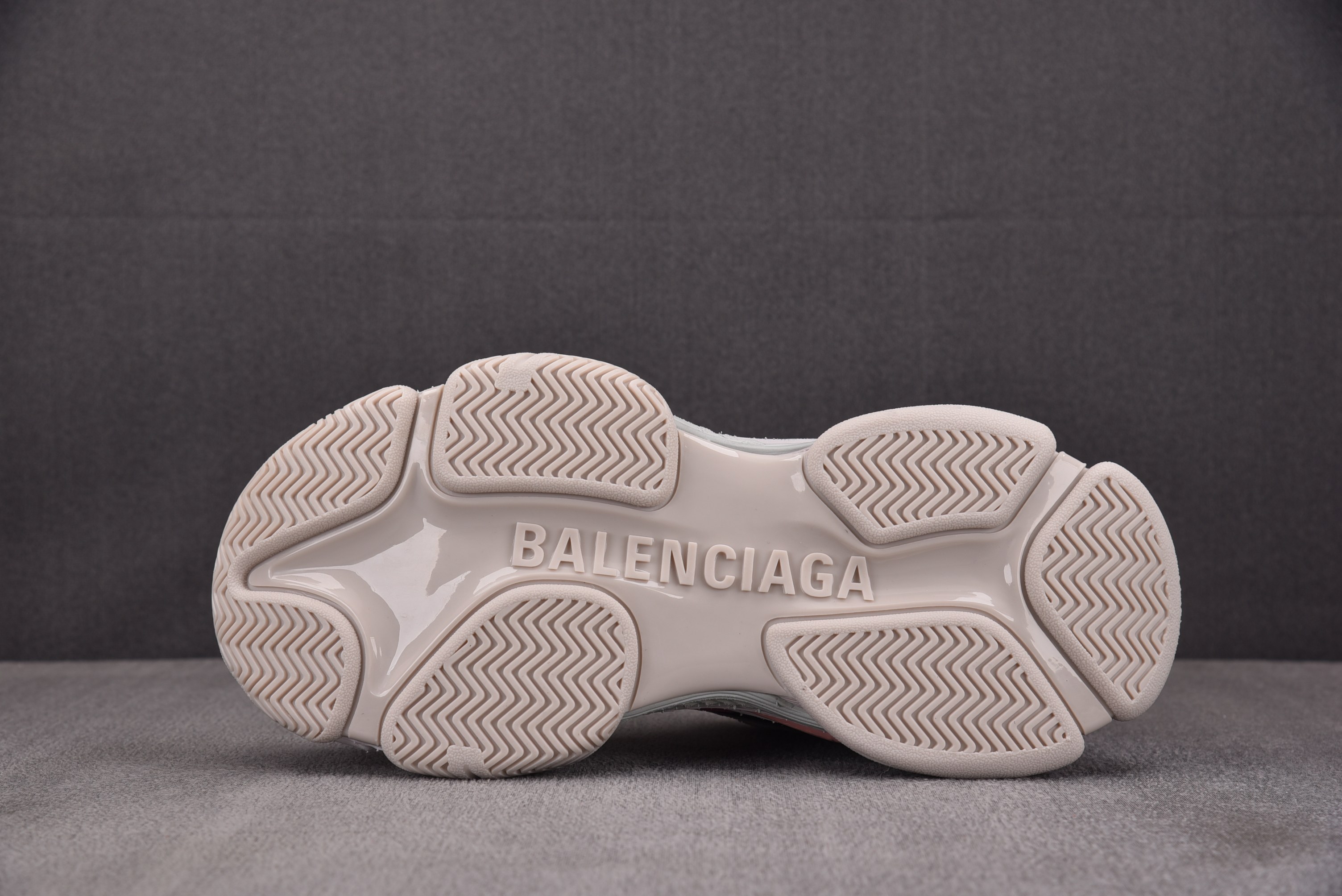 Balenciaga Triple S 2 粉色 #YZ018-535-46