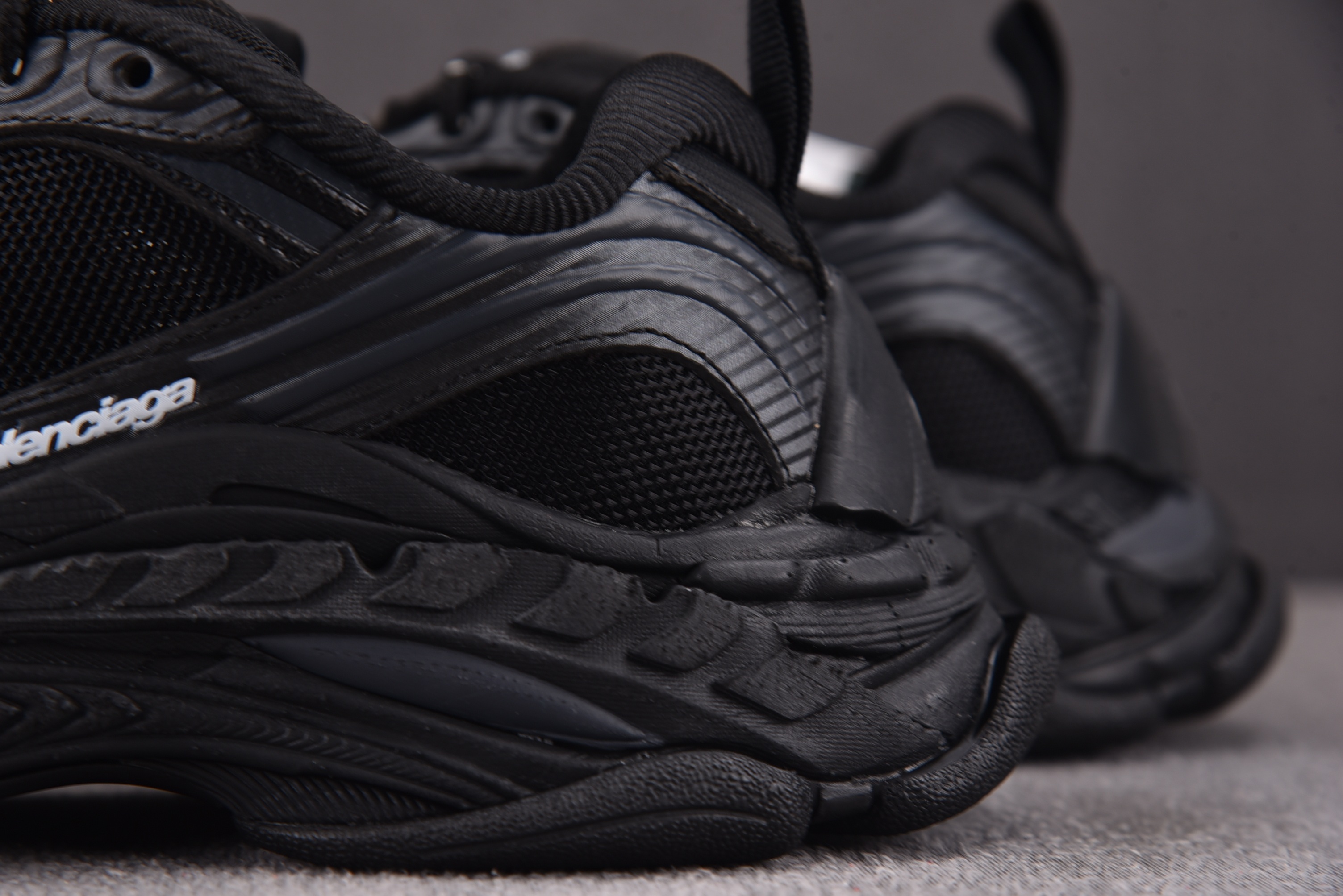 Balenciaga Triple S 2 黑色 #YZ018-535-46